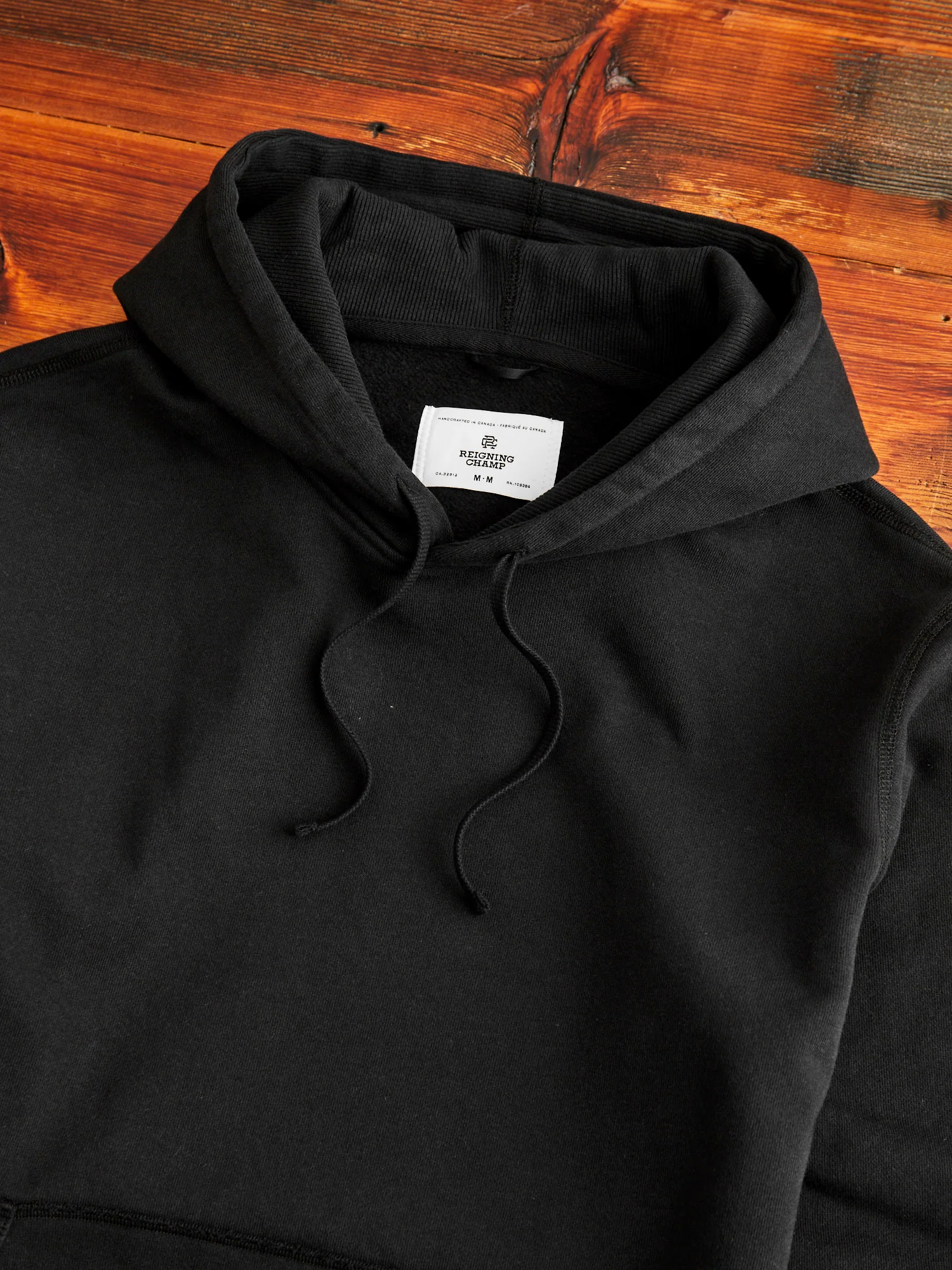 Heavyweight Fleece Relaxed Pullover Hoodie in Black - Image 3