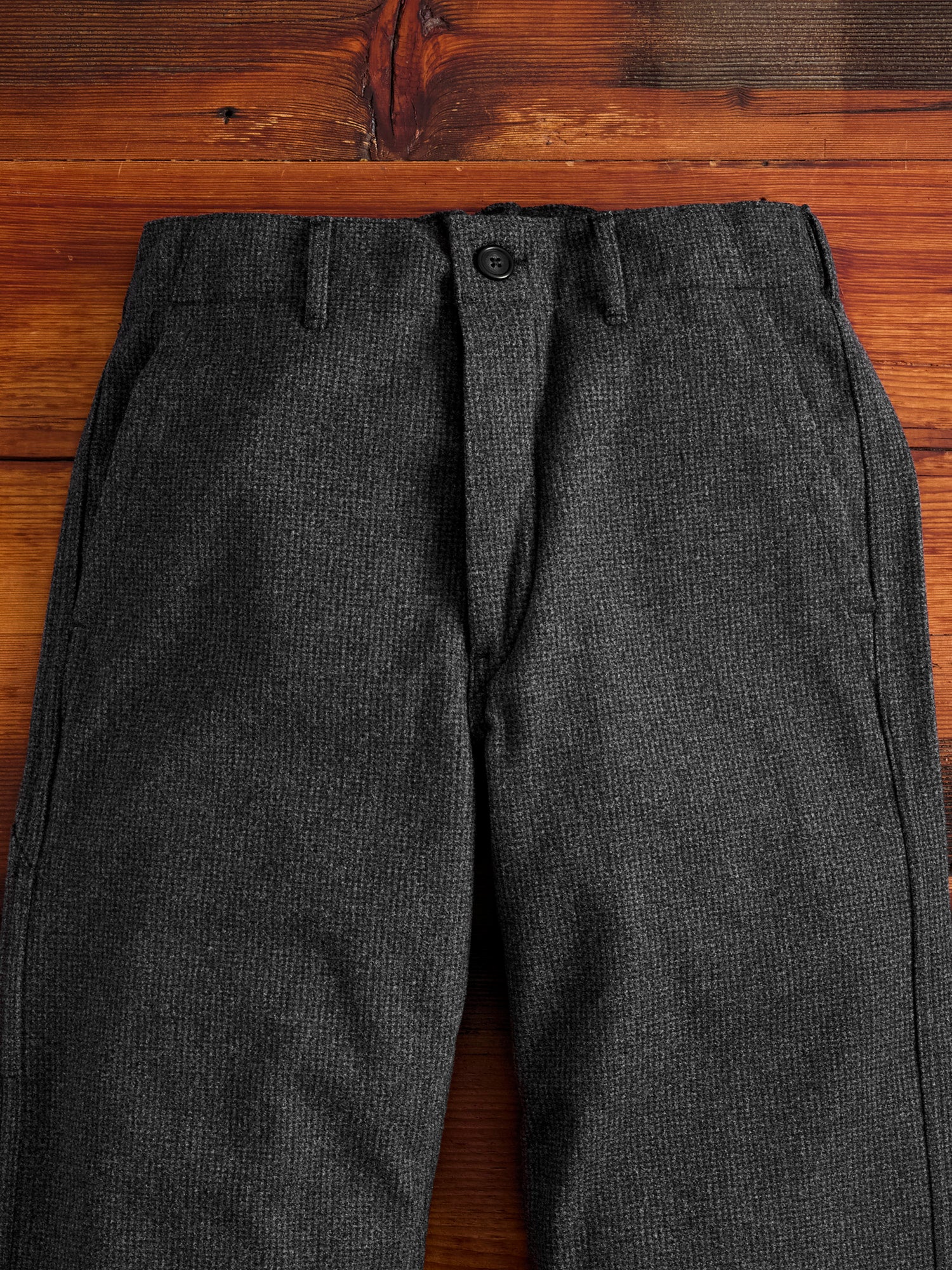 French Work Pants in Charcoal Houndstooth - Image 4
