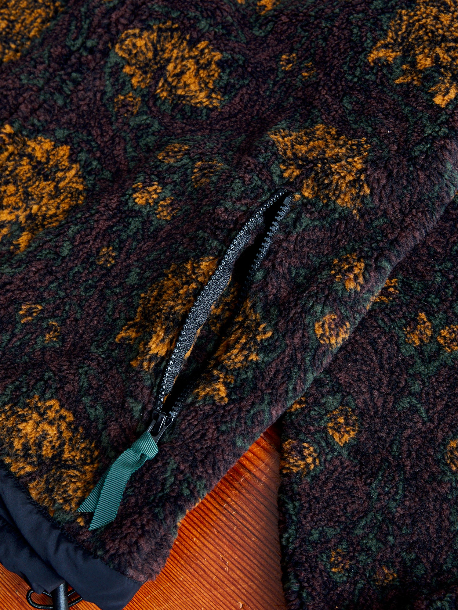 Jacquard Boa Zip Jacket in Green - Image 7