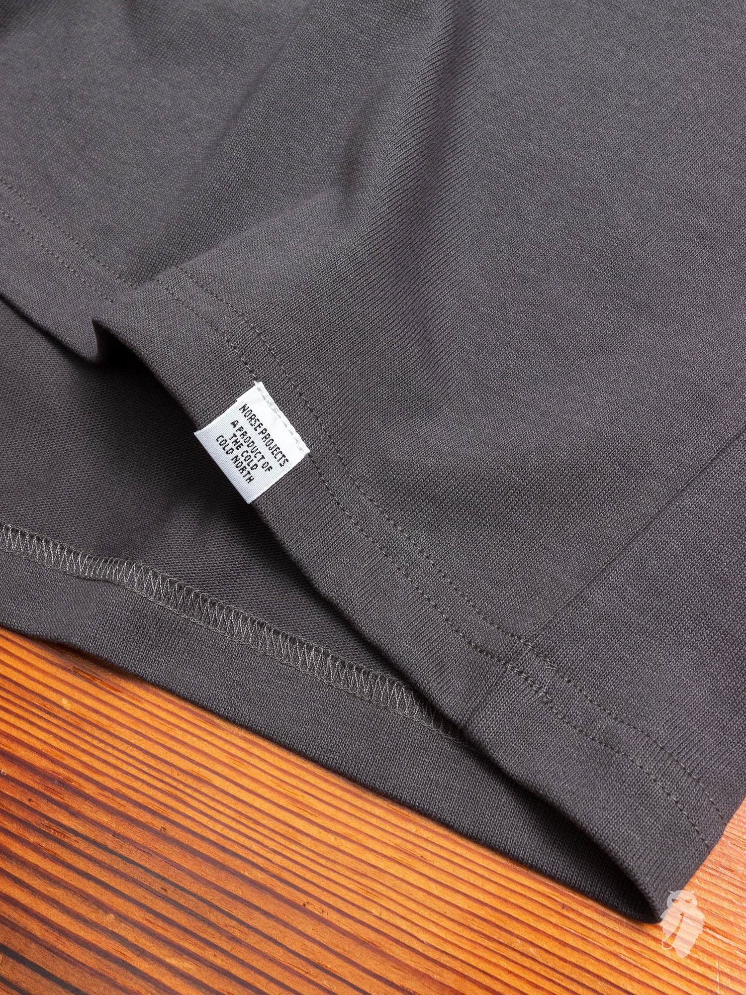 Johannes Pocket T-Shirt in Slate Grey - Image 5