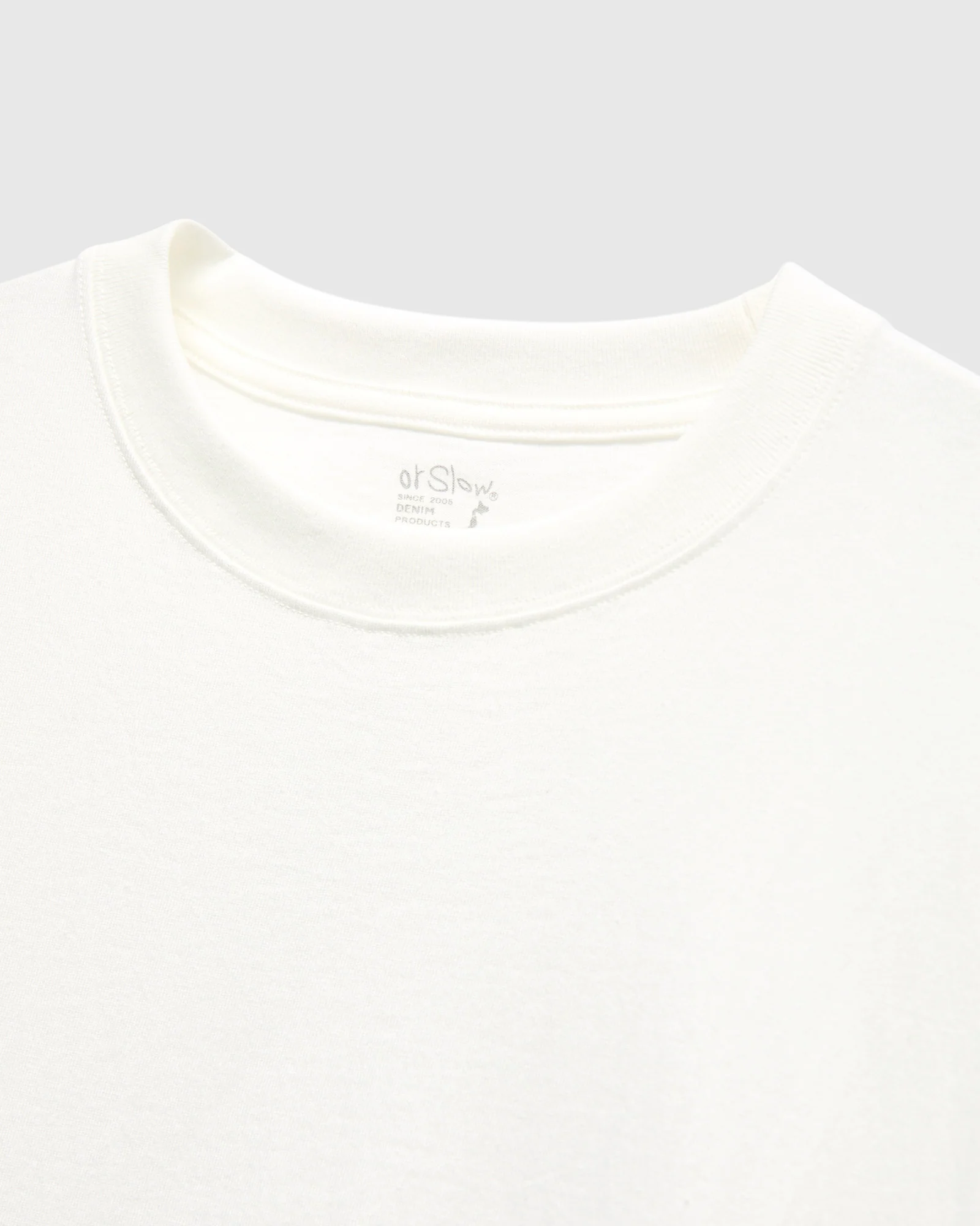 Just T-Shirt in White - Image 4