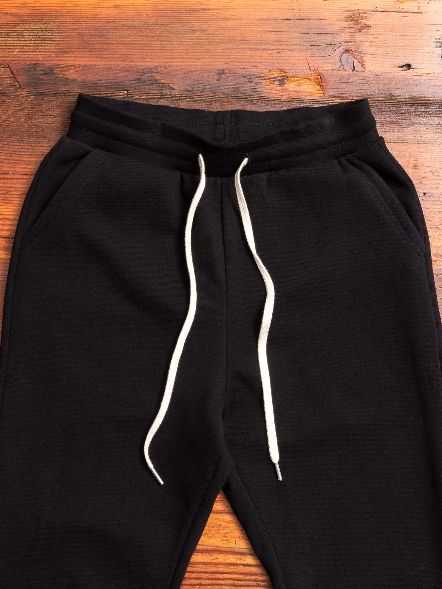 LA Sweatpants in Black - Image 3