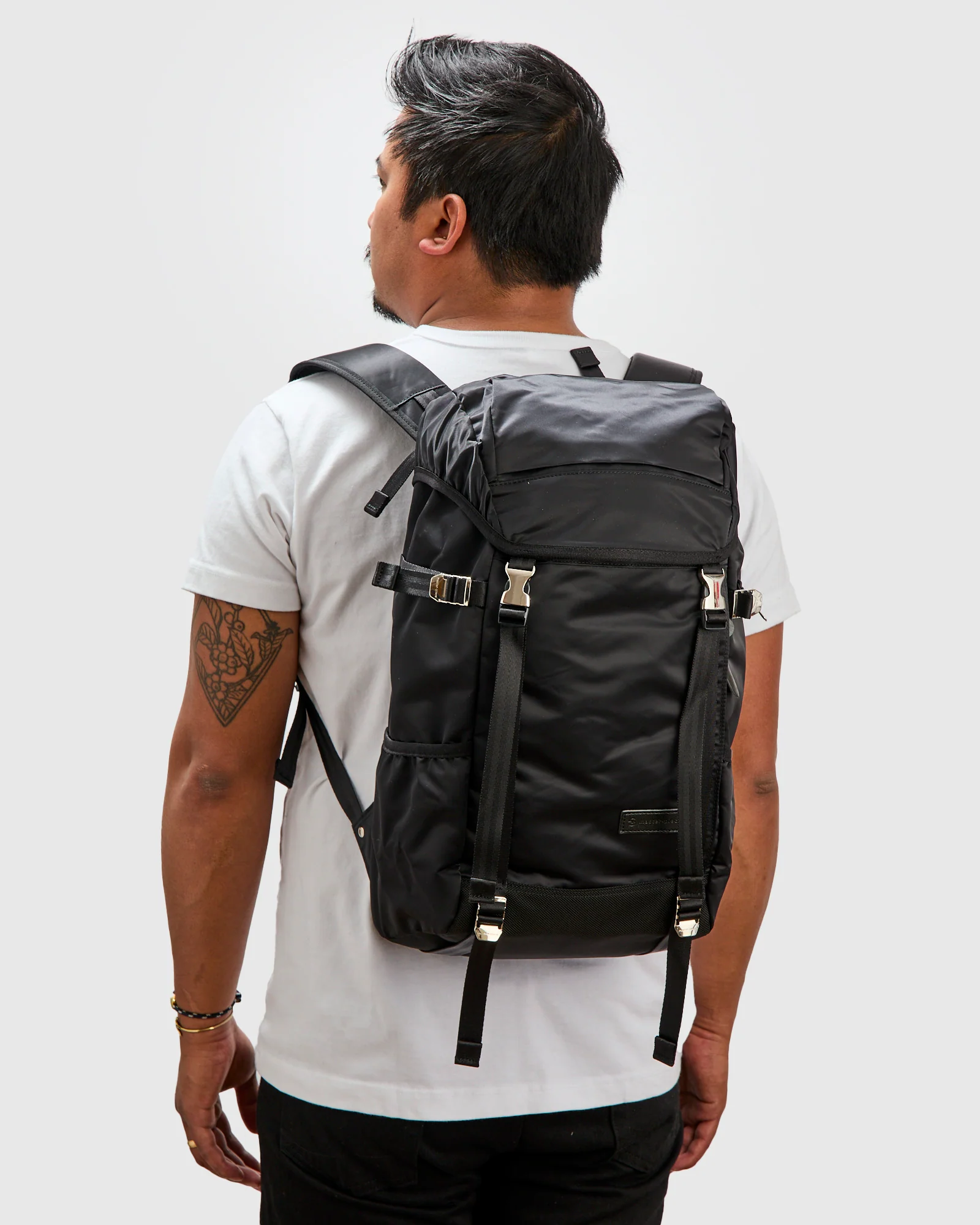 Lightning V2 Backpack in Black - Image 2