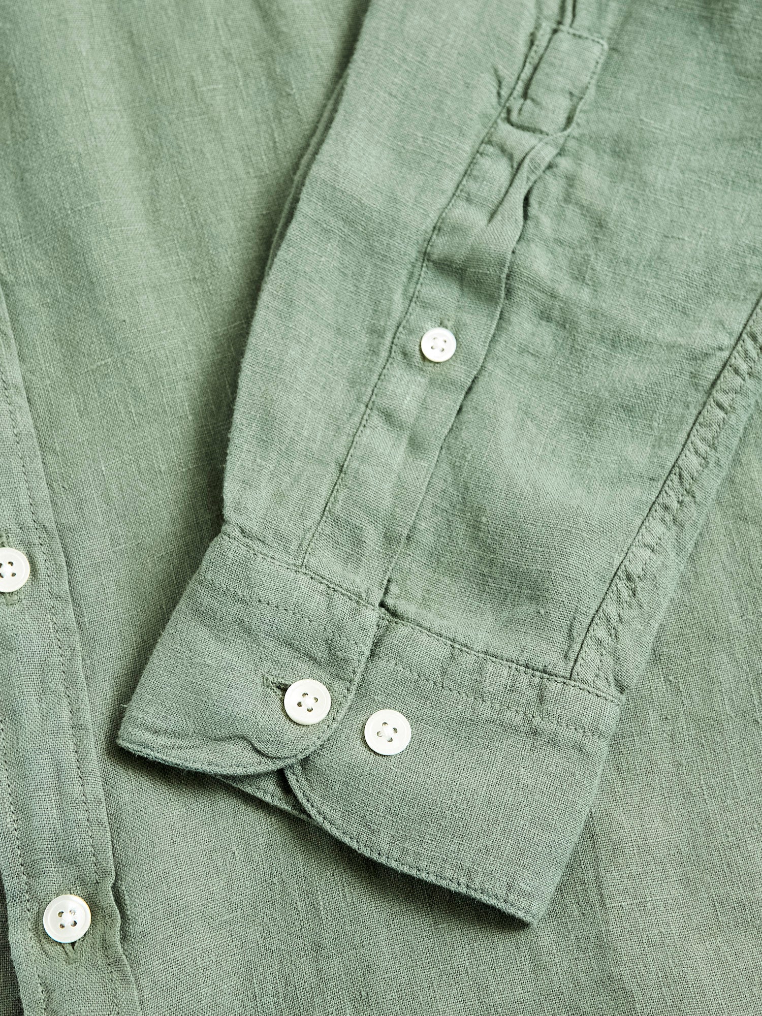 Linen Button-Up Shirt in Dry Green - Image 5