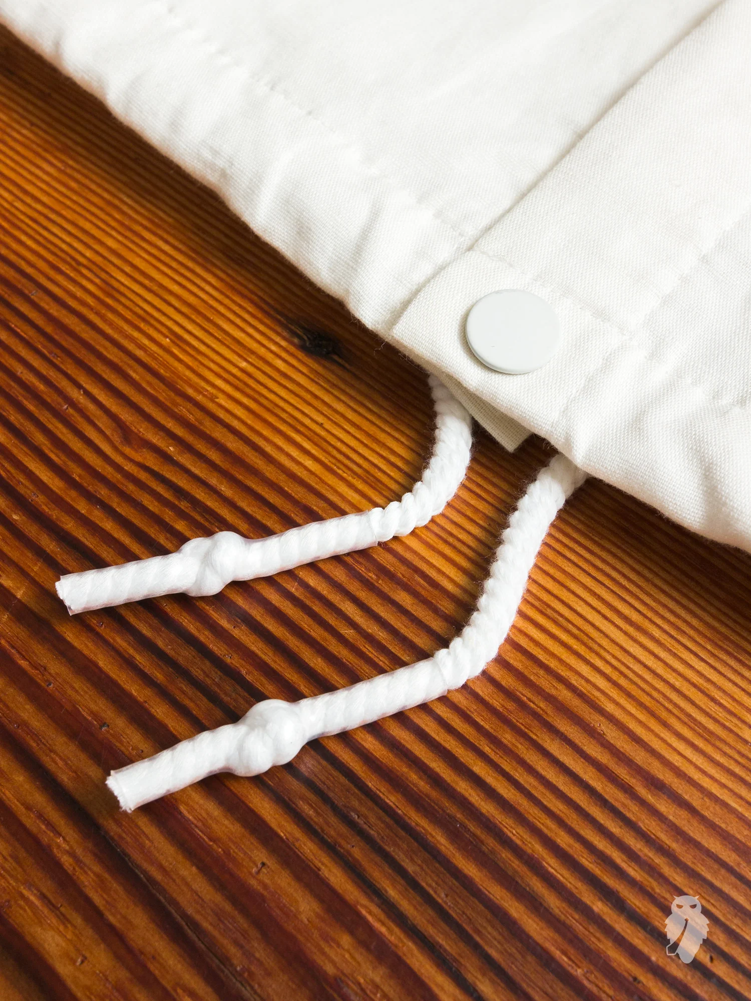 Linen Coaches Jacket in Off White - Image 10