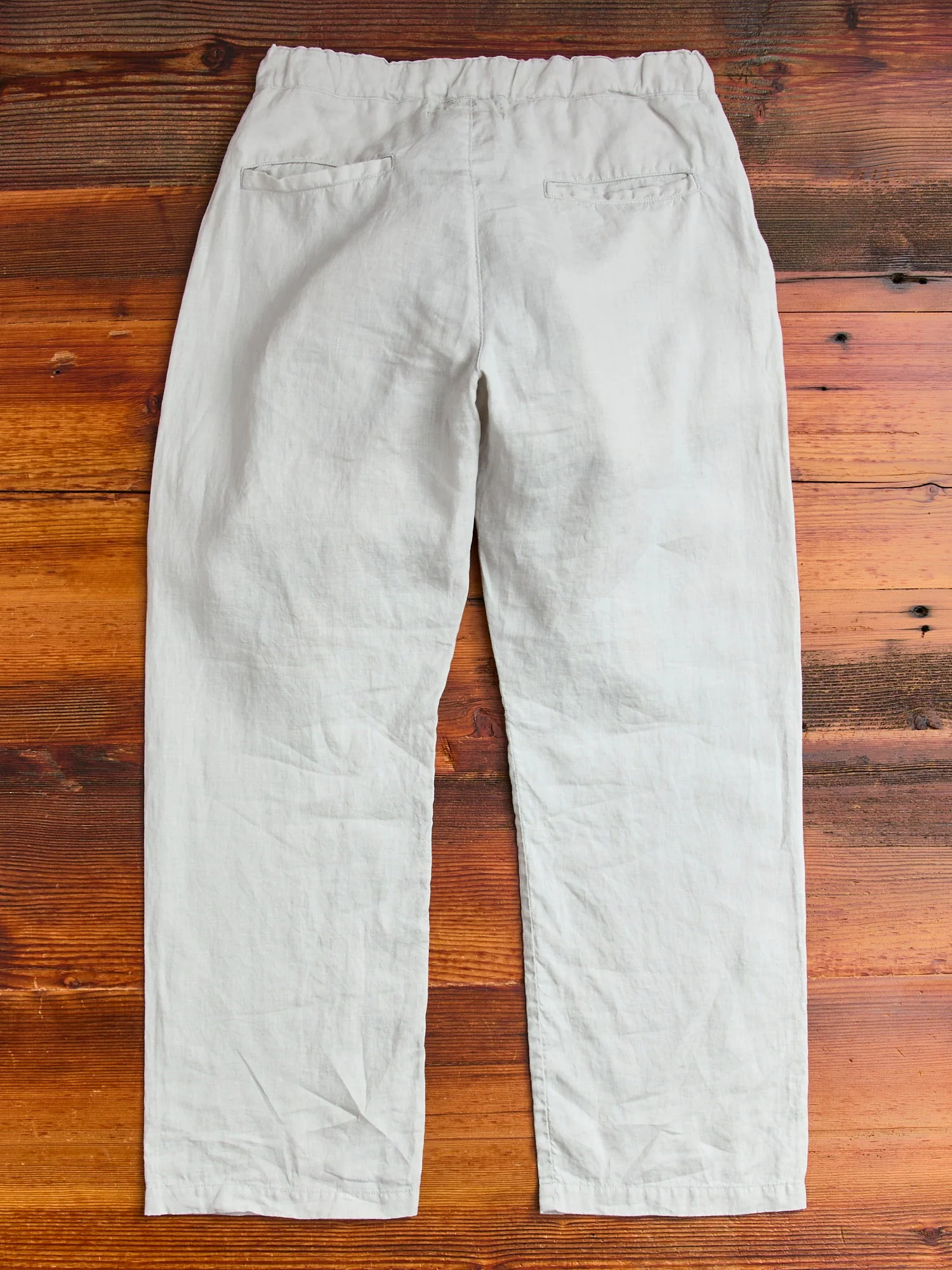 Linen Easy Pants in Grey - Image 10
