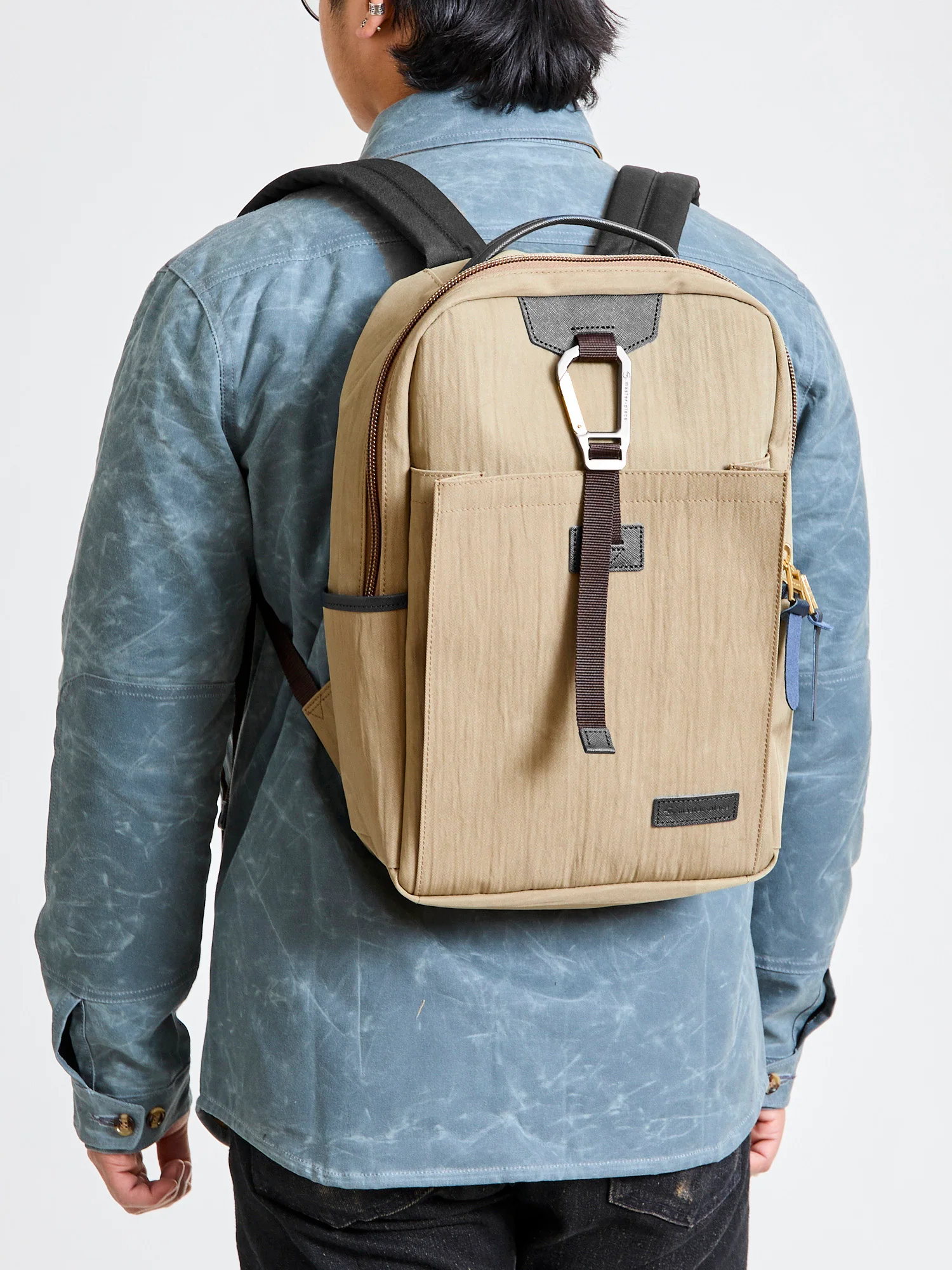 Link Backpack v2 in Beige - Image 4