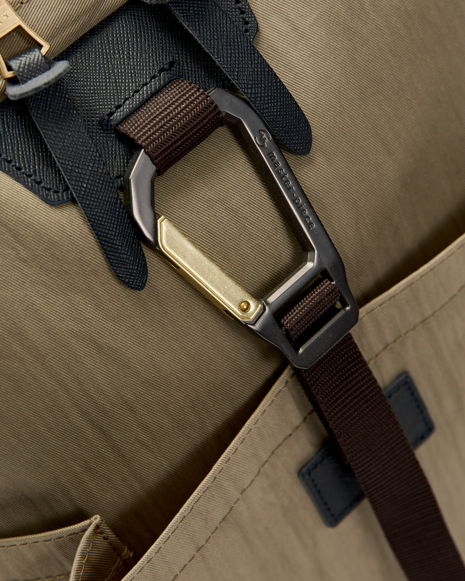 Link Backpack v2 in Beige - Image 6