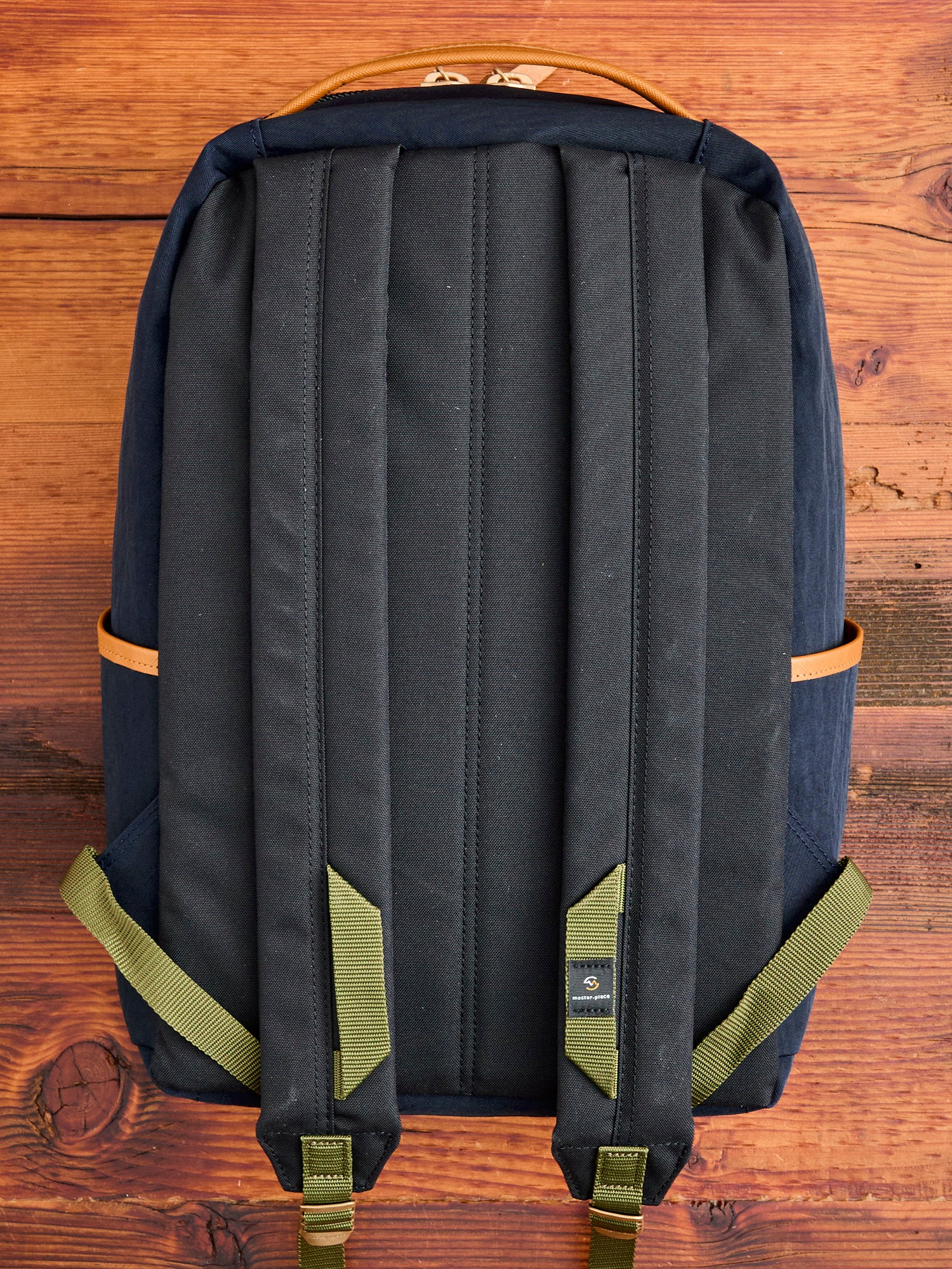 Link Backpack v2 in Navy - Image 5