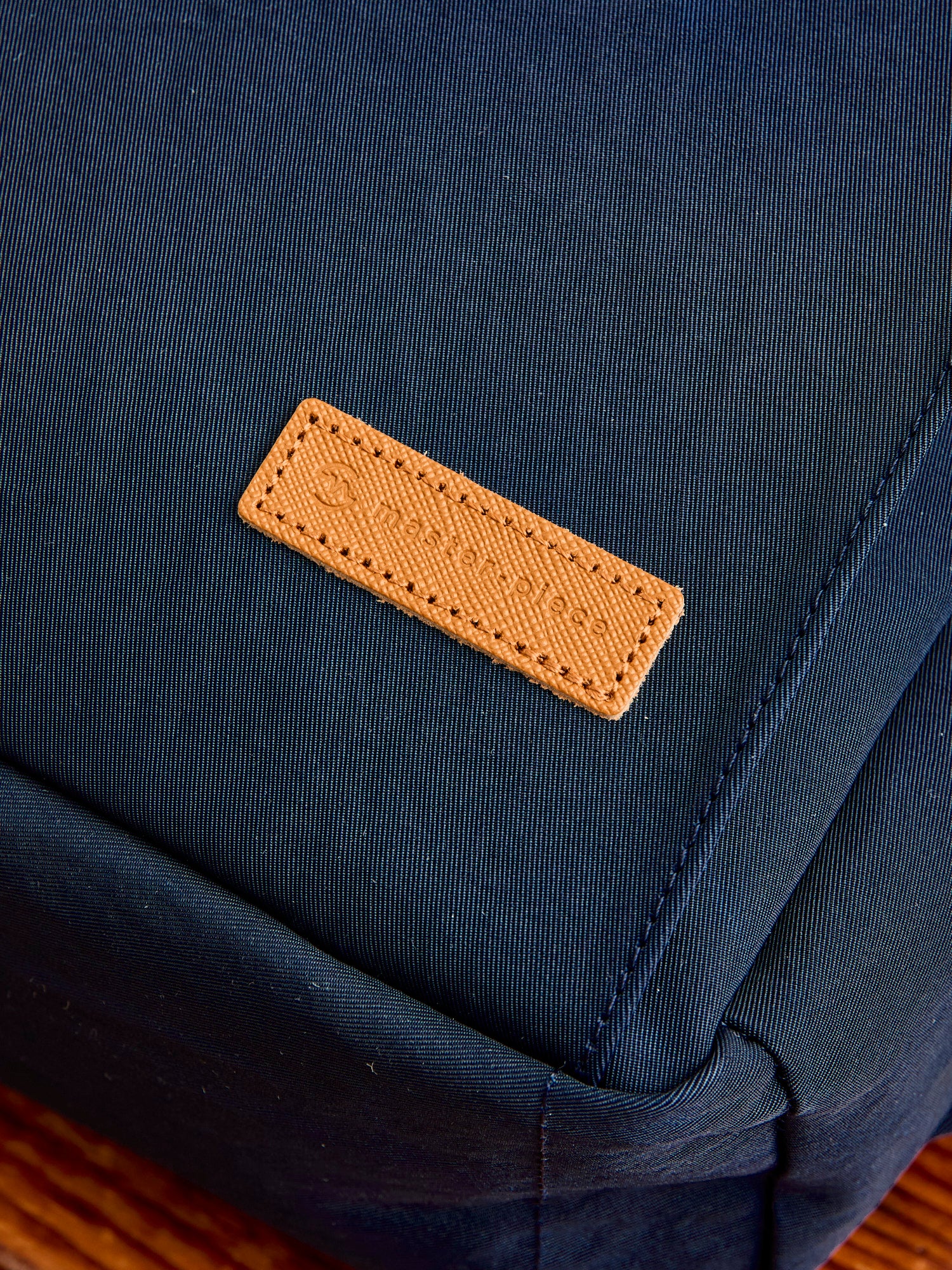 Link Backpack v2 in Navy - Image 7