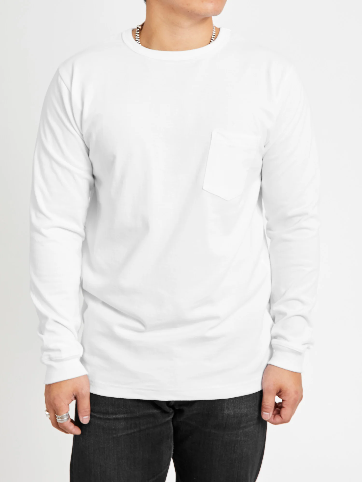 Long Sleeve Pocket T-Shirt in White - Image 2