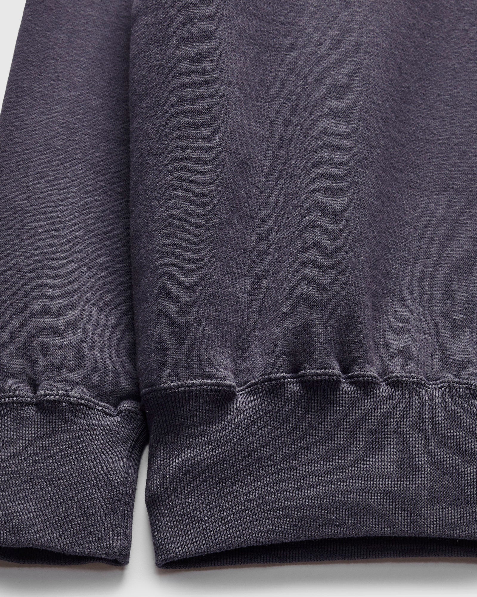Tsuriami Raglan Sleeve Sweatshirt in Navy - Image 5