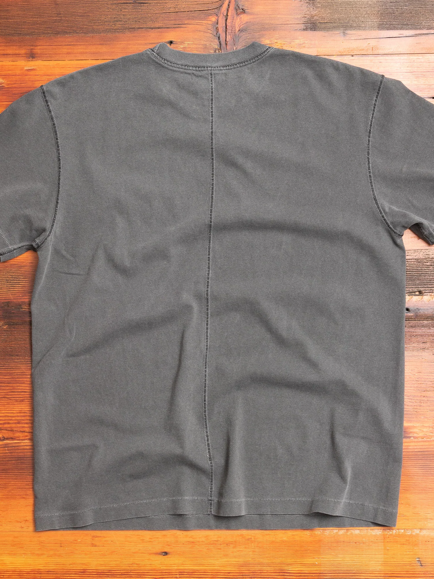 Loose Stitch Pocket Tee in Washed Black - Image 5