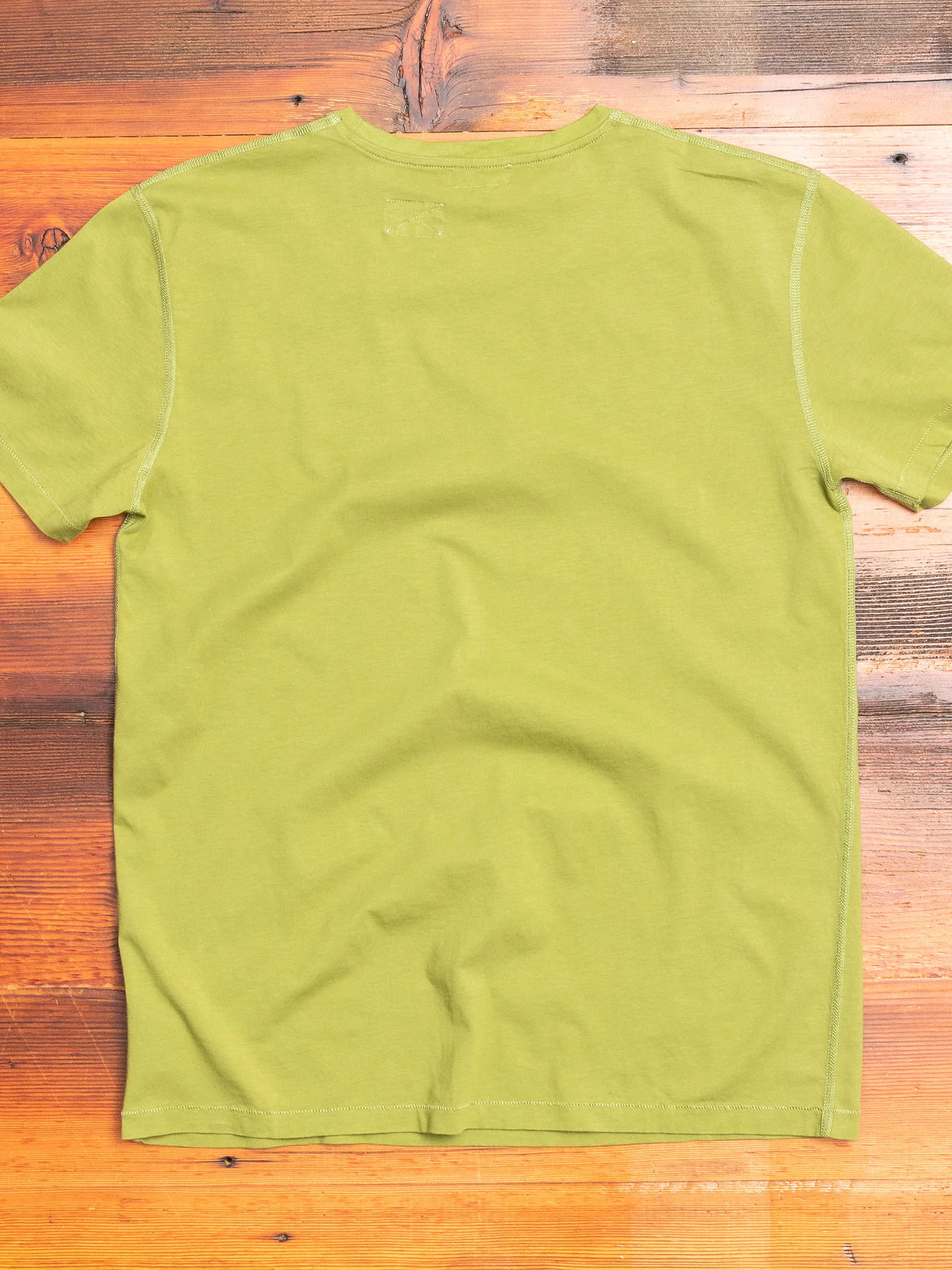 Malick T-Shirt in Green - Image 5
