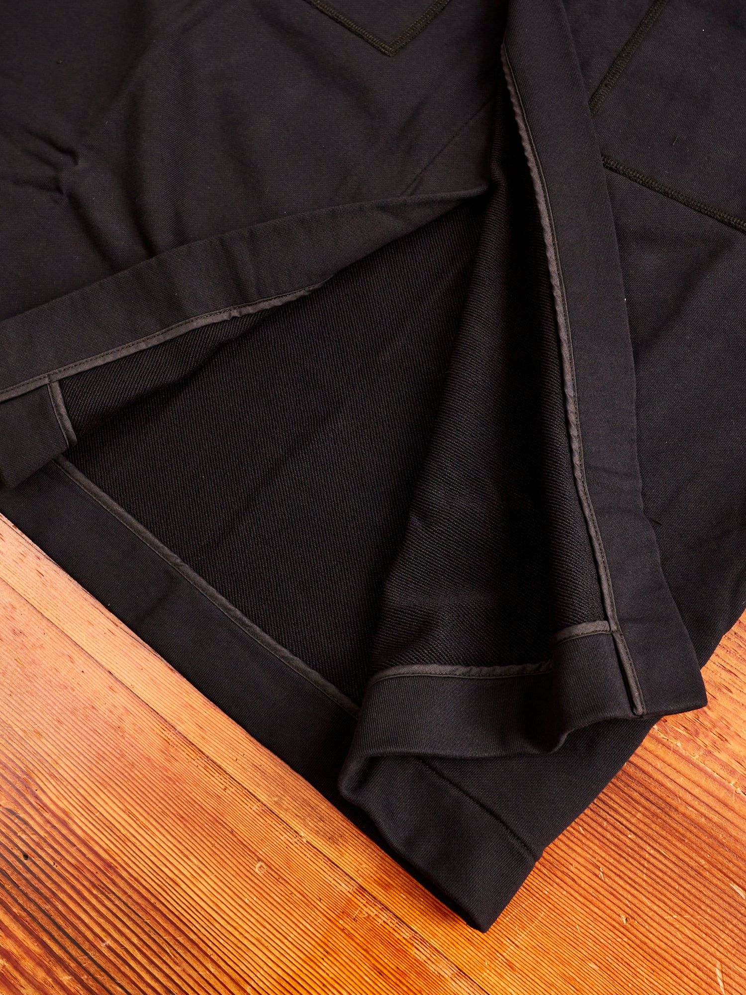 Midweight Terry Hooded Robe in Black - Image 11