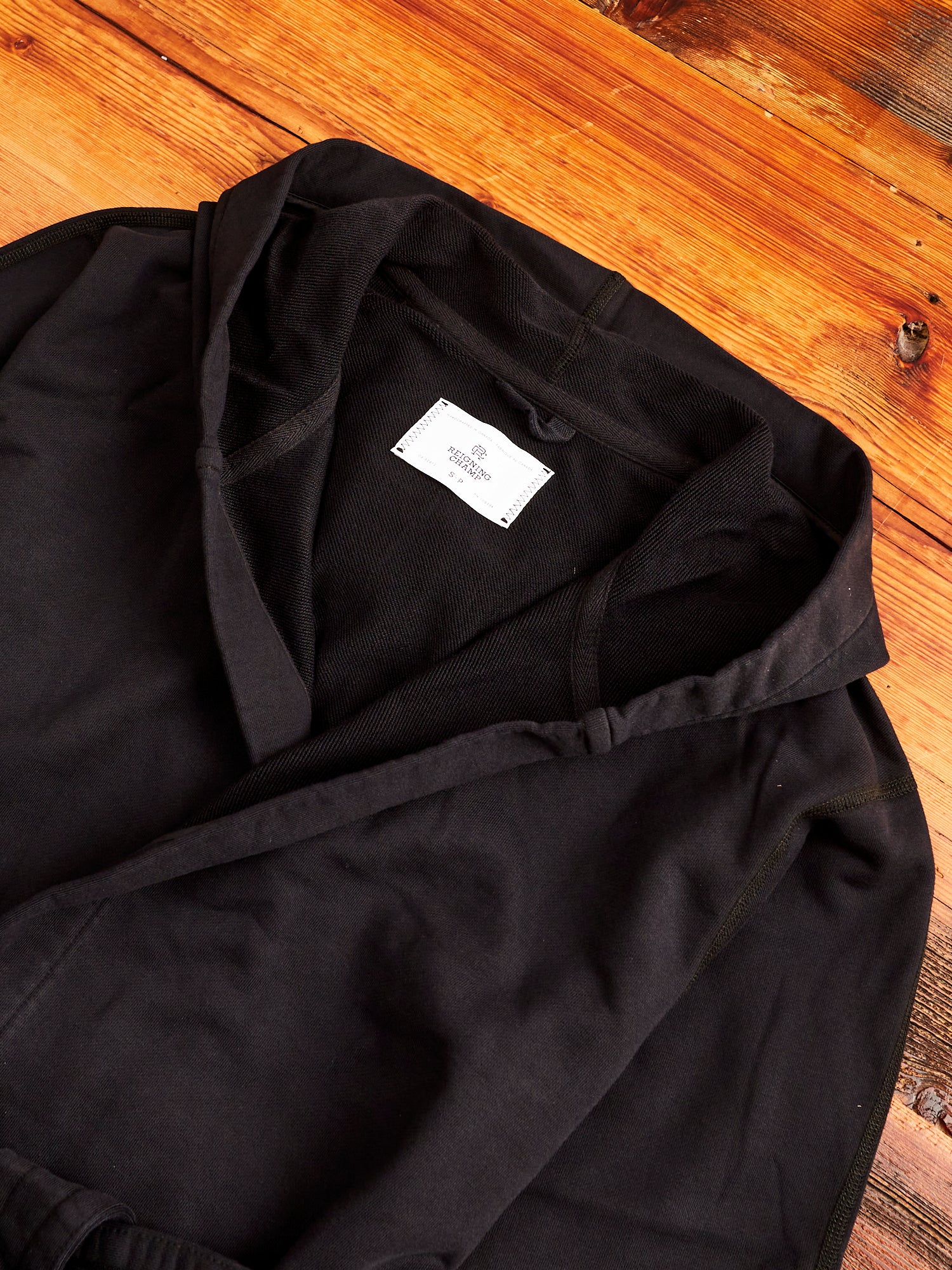 Midweight Terry Hooded Robe in Black - Image 3