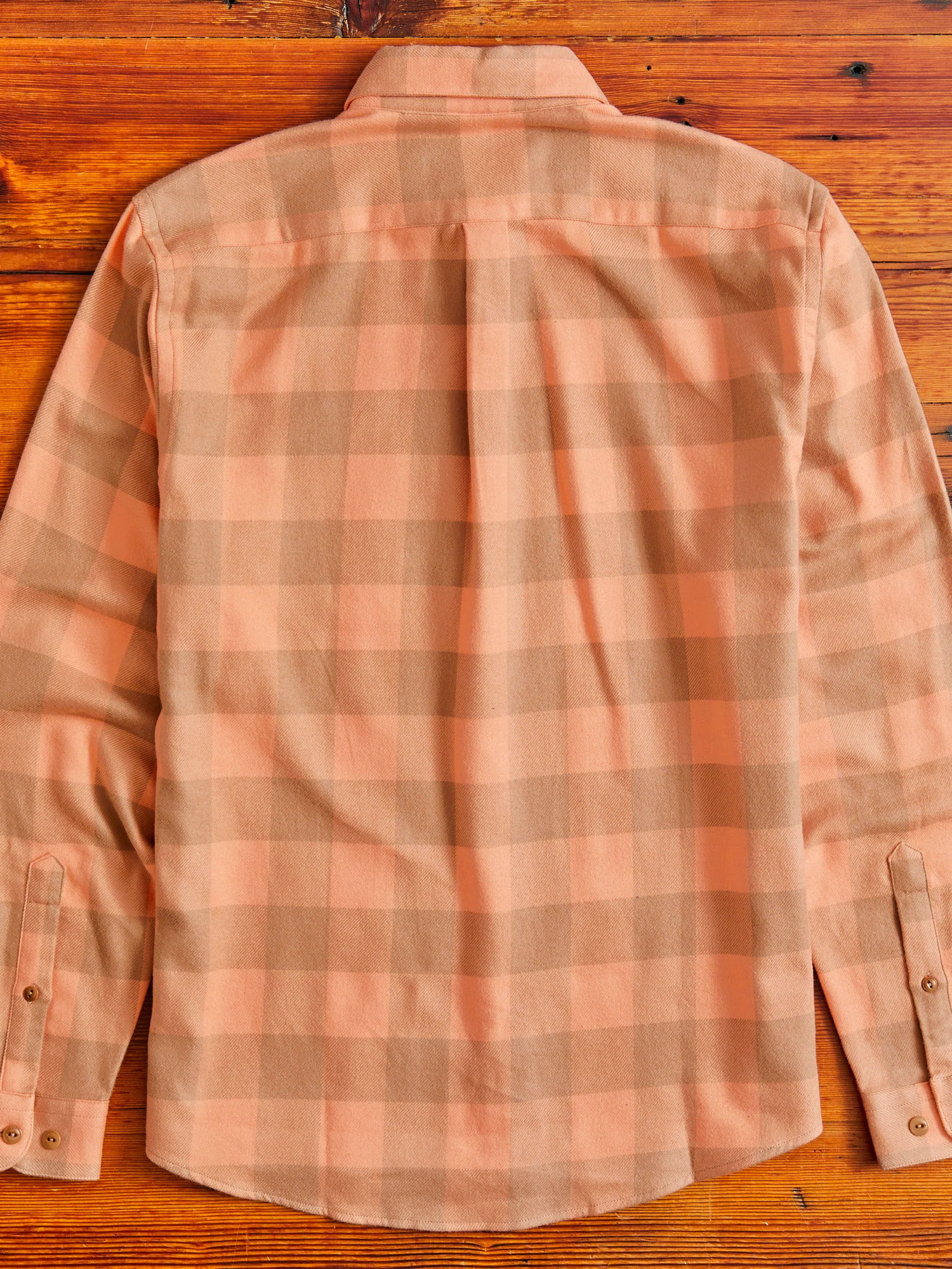 Mindelo Button-Up Shirt in Blush - Image 8