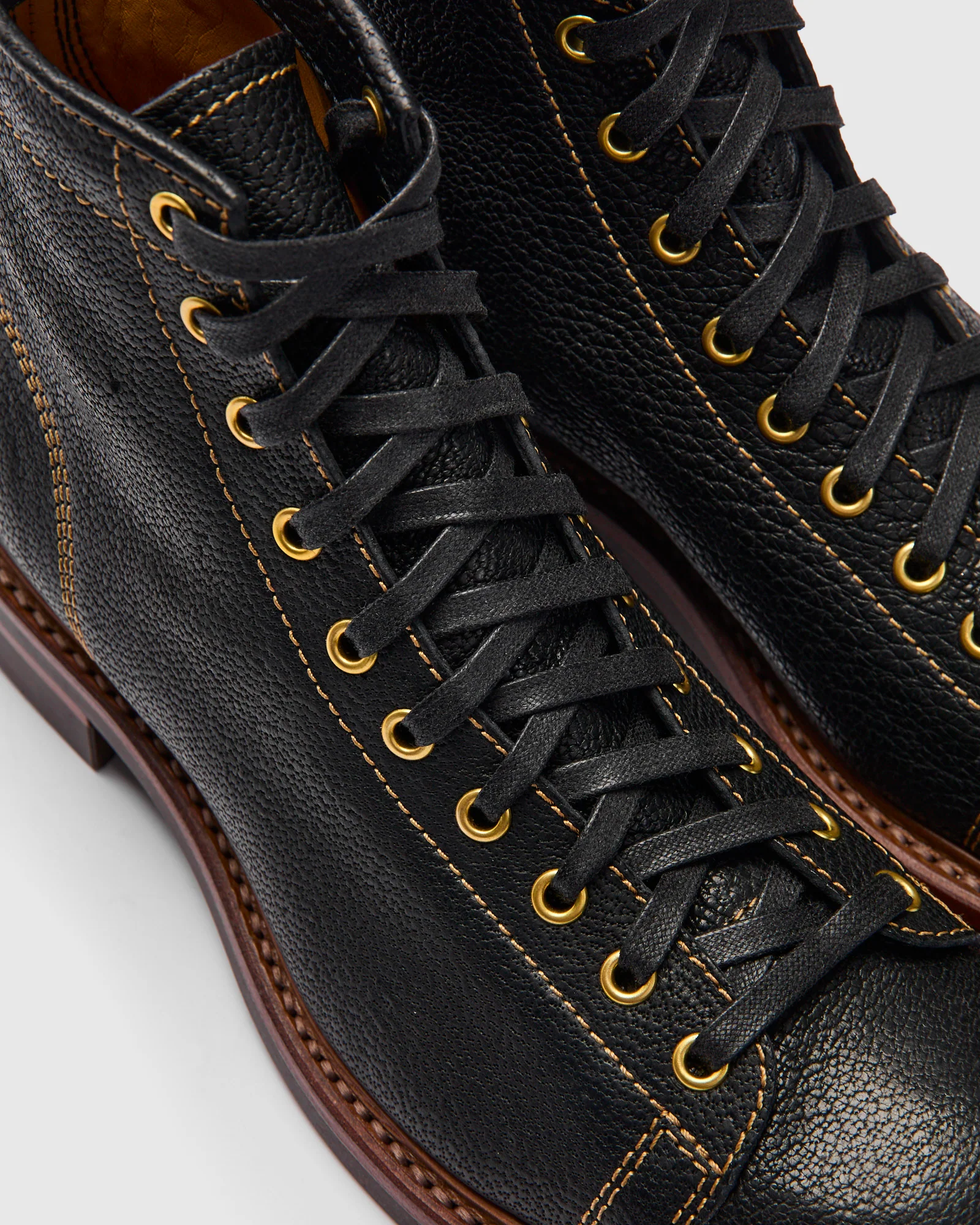 Monkey Boot in Hokkaido Ezo Bear Black - Image 7