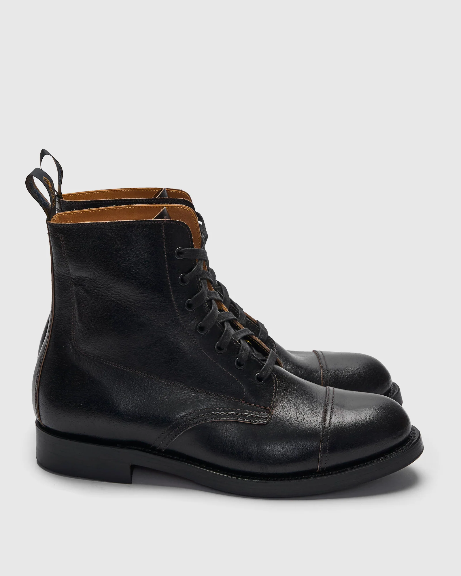 Montgomery Boot in Horween SHF Horsehide Black - Image 3