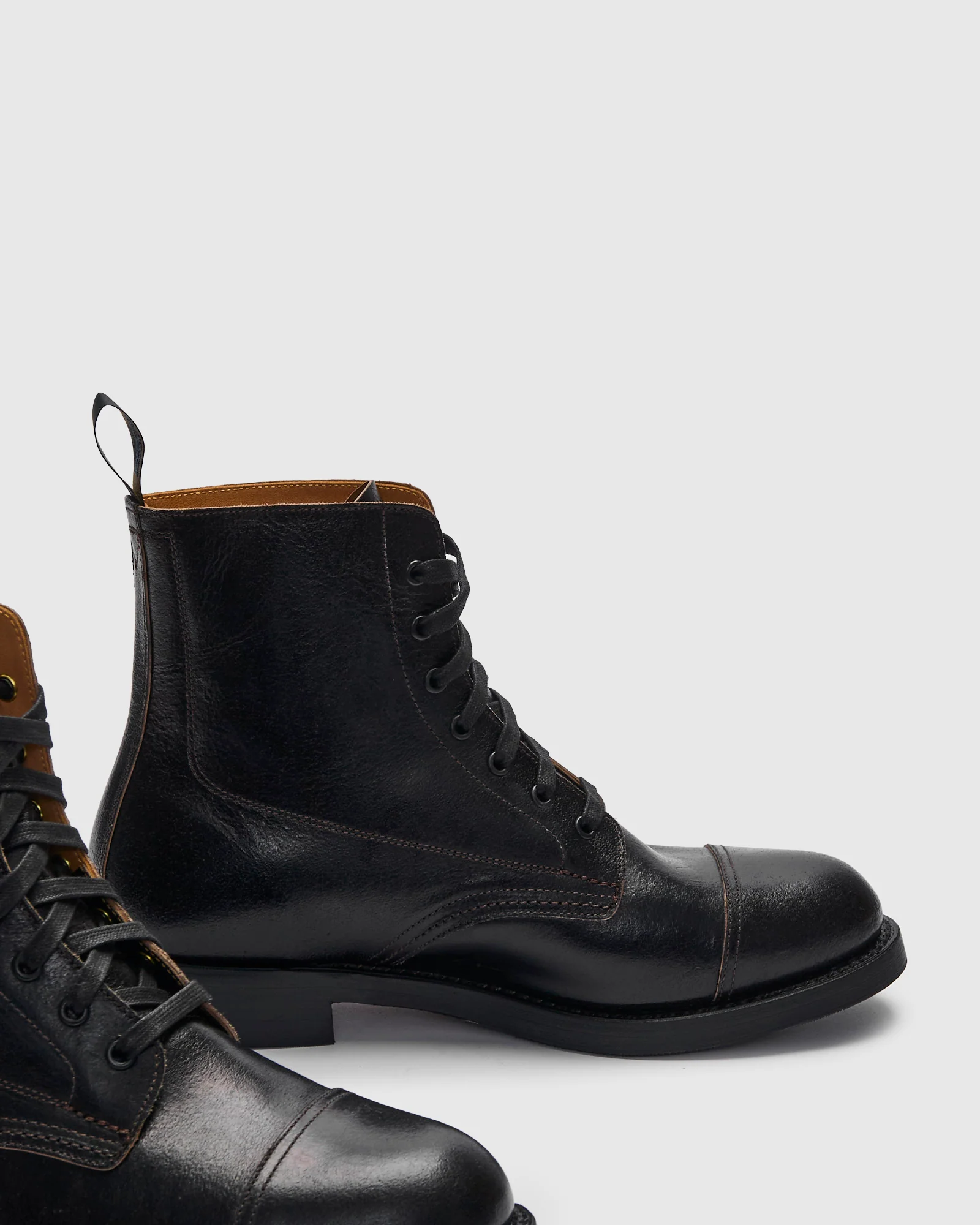 Montgomery Boot in Horween SHF Horsehide Black - Image 4