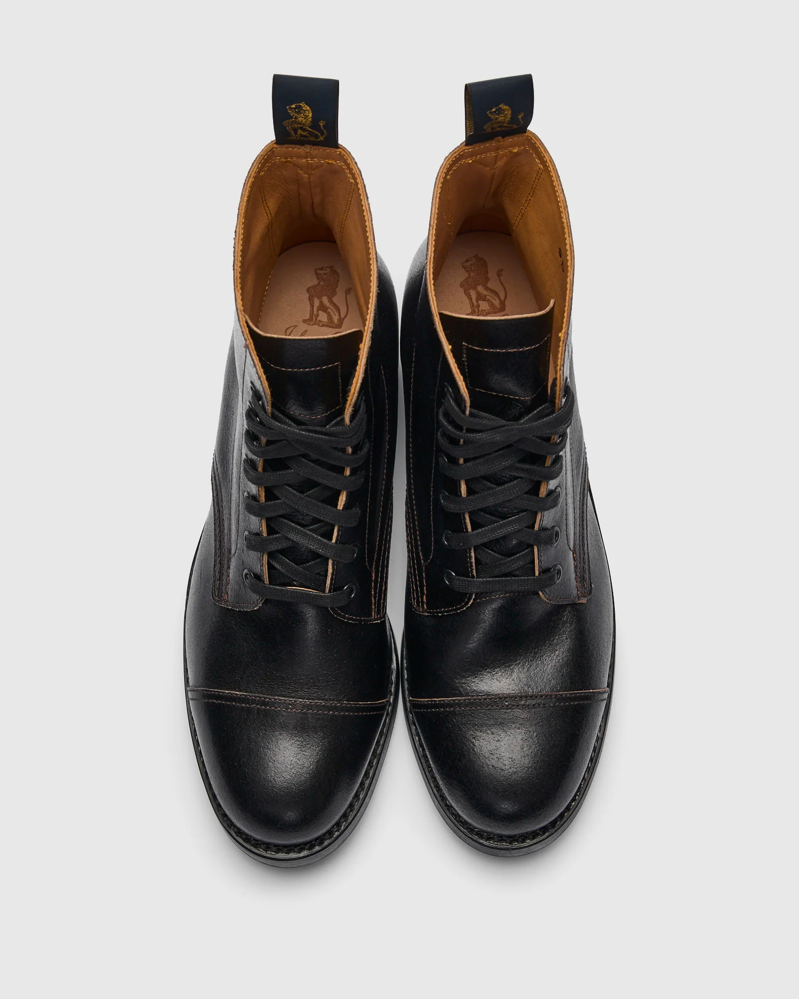 Montgomery Boot in Horween SHF Horsehide Black - Image 5