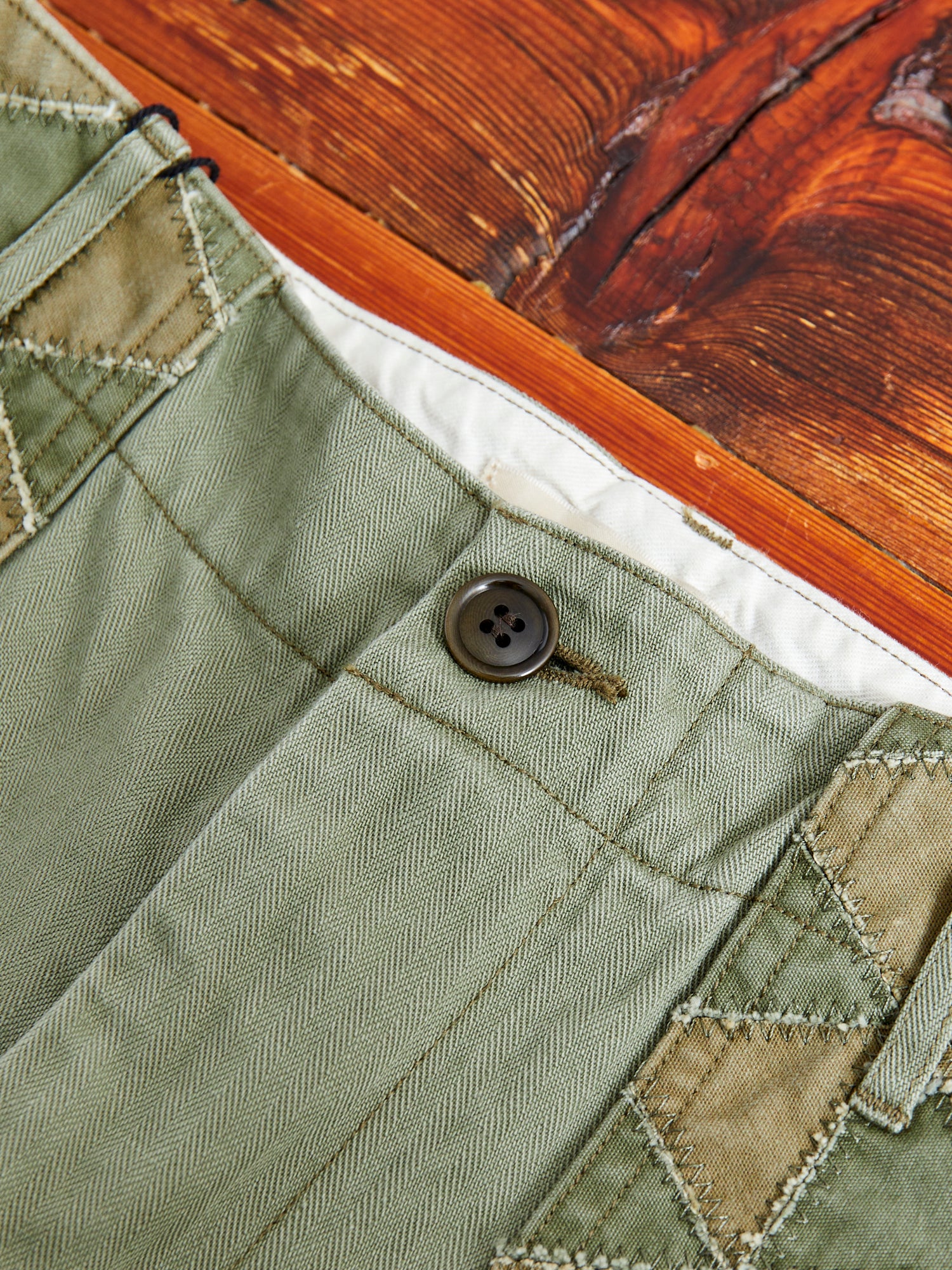 MSP-1014 Tsugihagi Baker Pants in Army Green - Image 4
