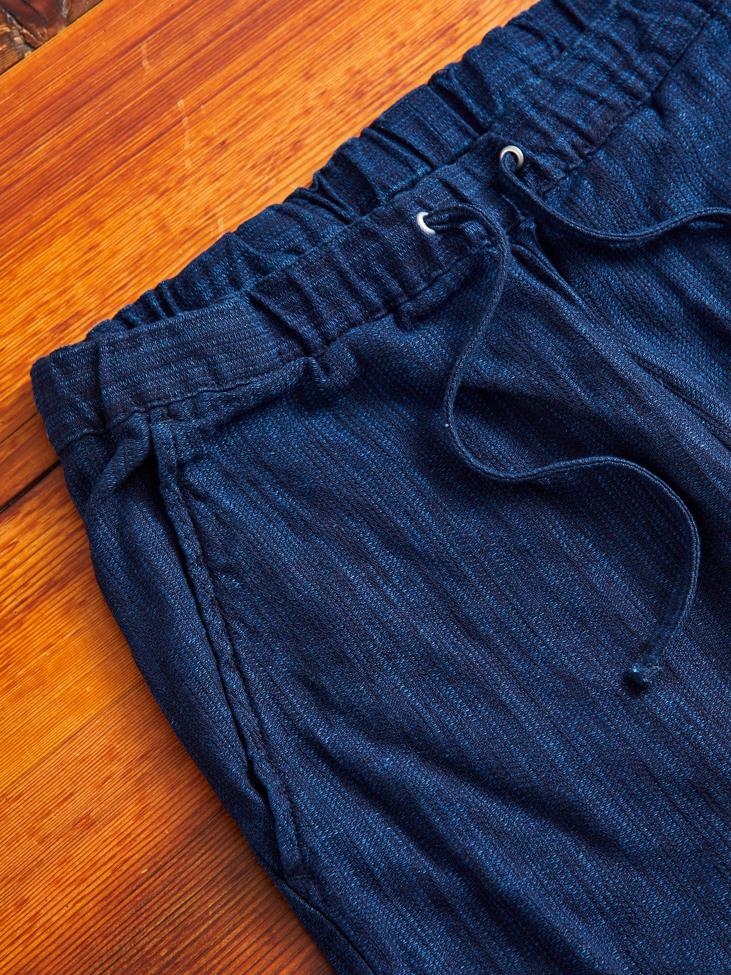 Jacquard Easy Shorts in Indigo - Image 3