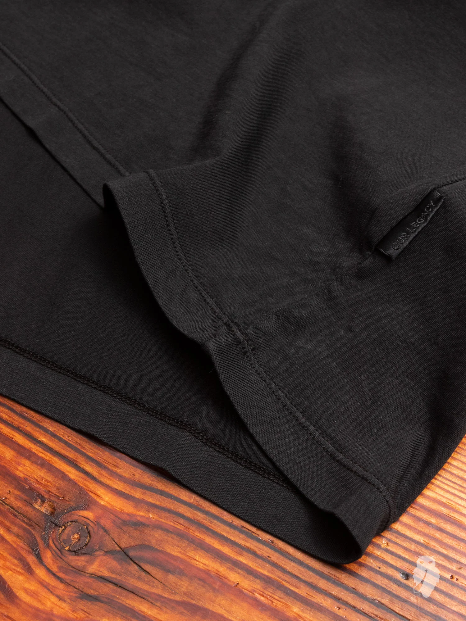 New Box T-Shirt in Black - Image 5