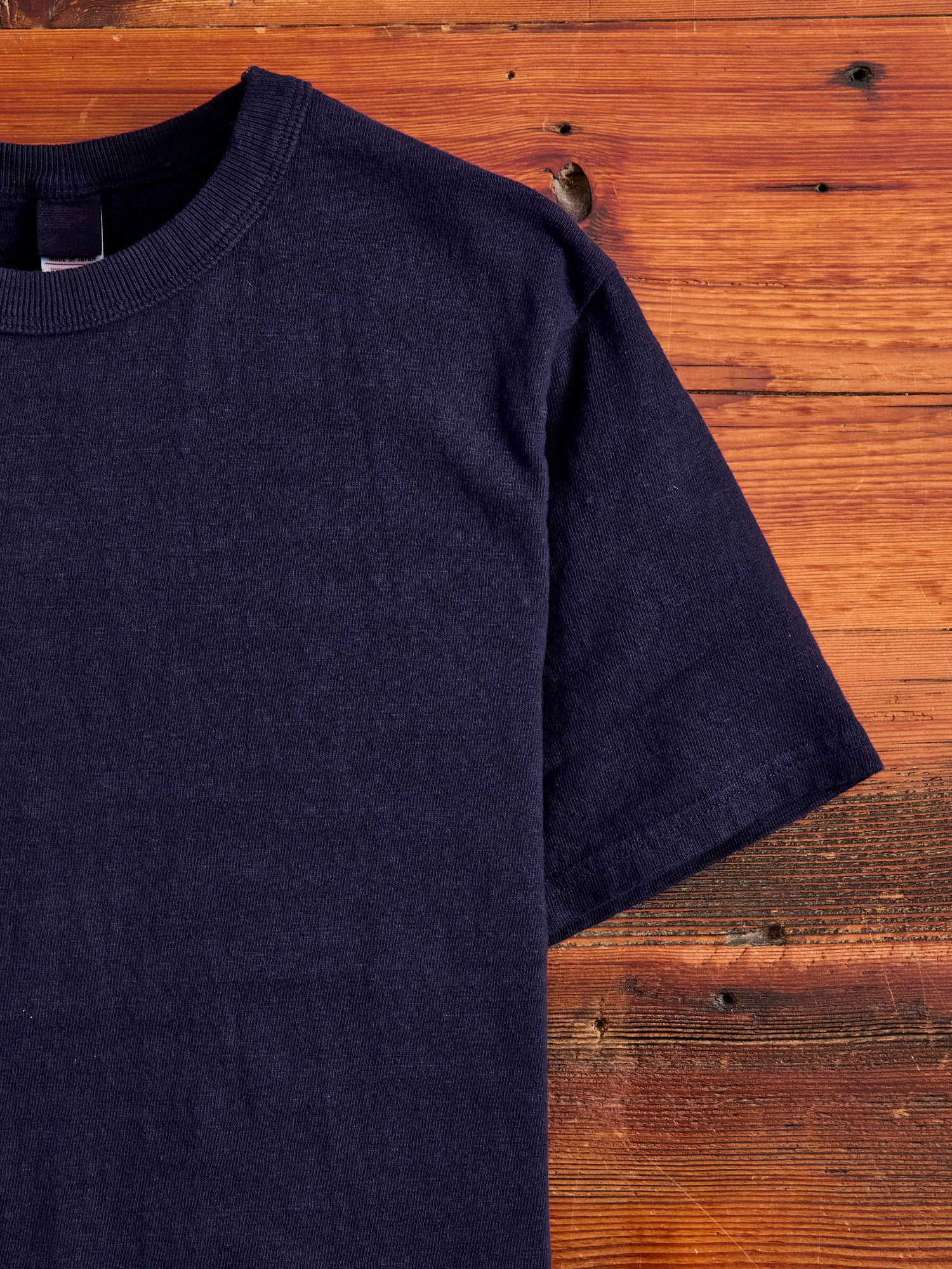 No. 8 Slub Nep Short Sleeve T-Shirt in Navy - Image 5