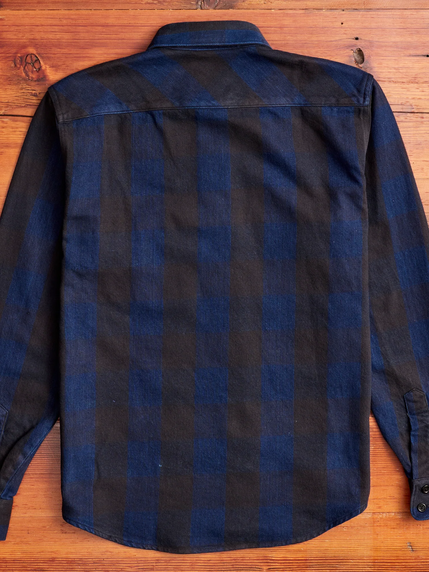Norris Selvedge Flannel in Indigo/Black - Image 8