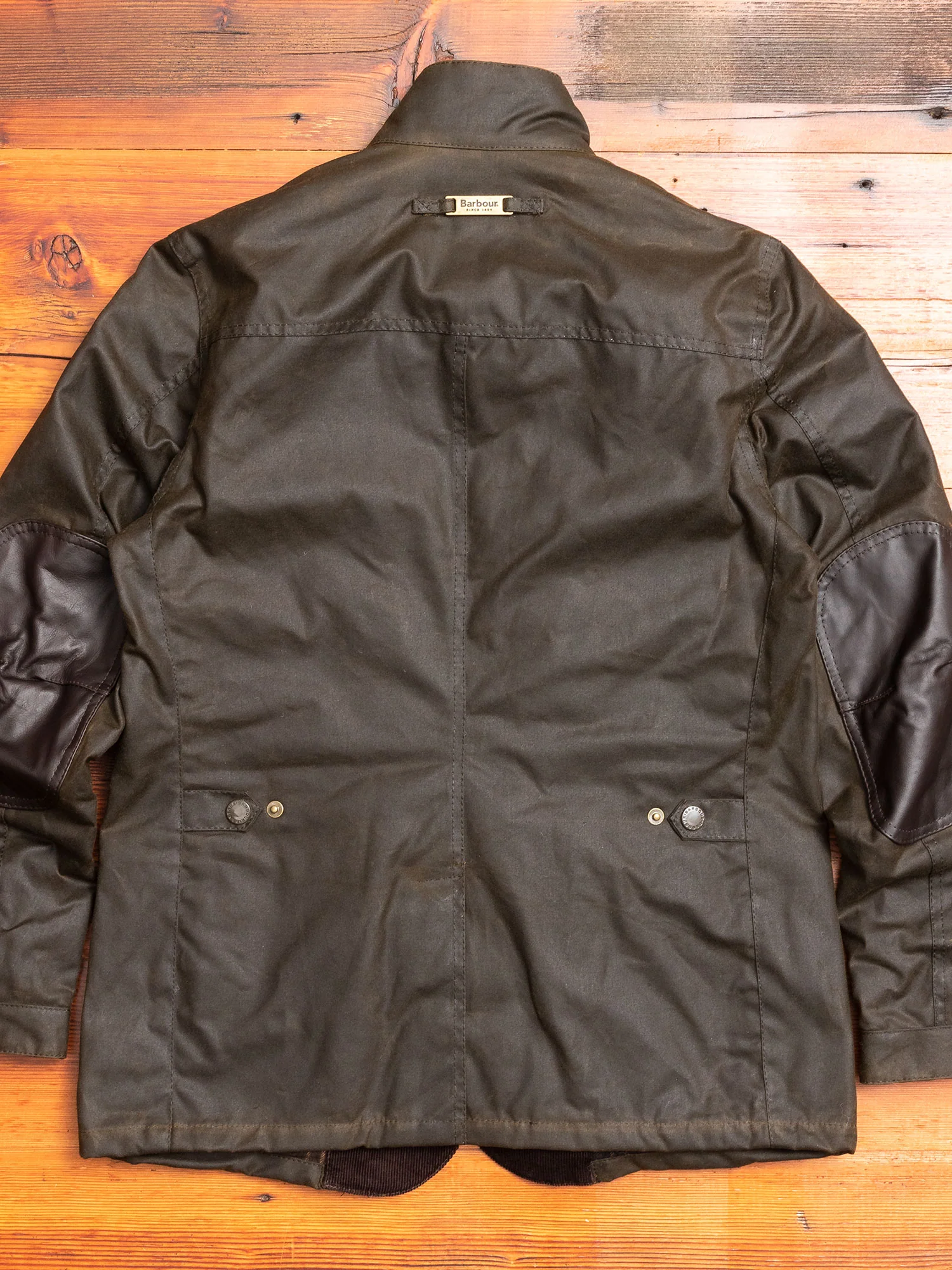 "Ogston" Wax Jacket in Olive - Image 14
