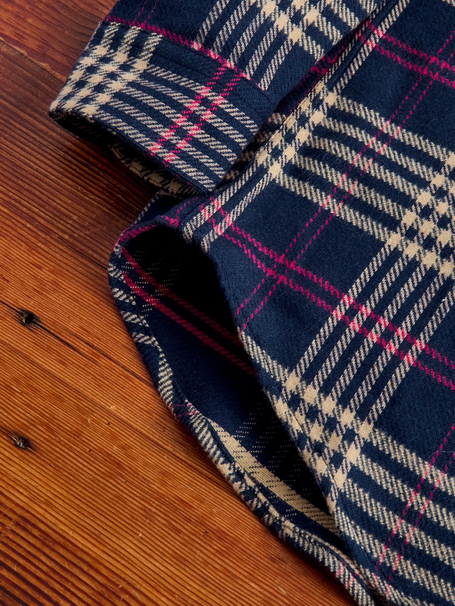 Pomar Button-Up Shirt in Navy - Image 6