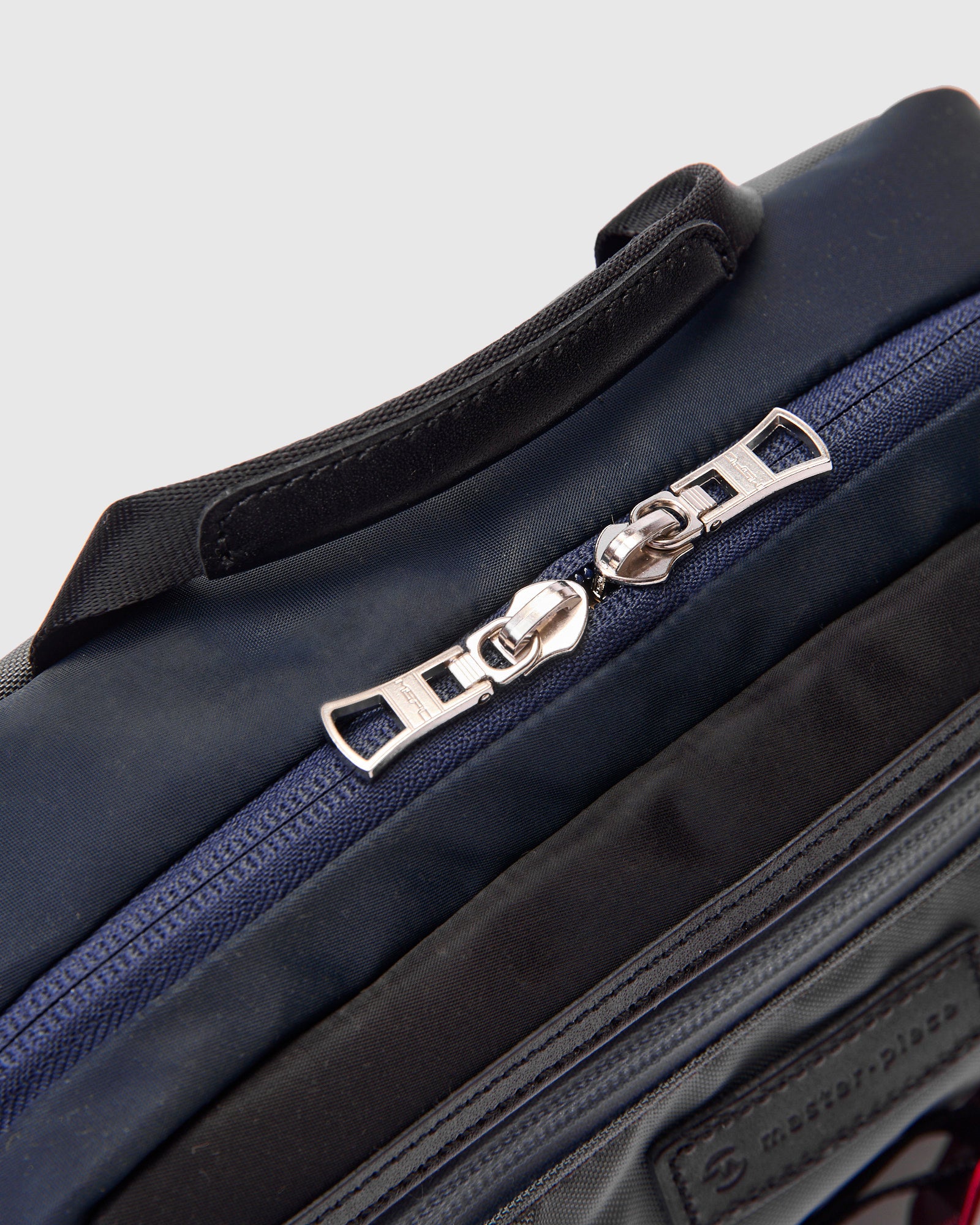 Potential V3 Shoulder Bag in Grey - Image 7