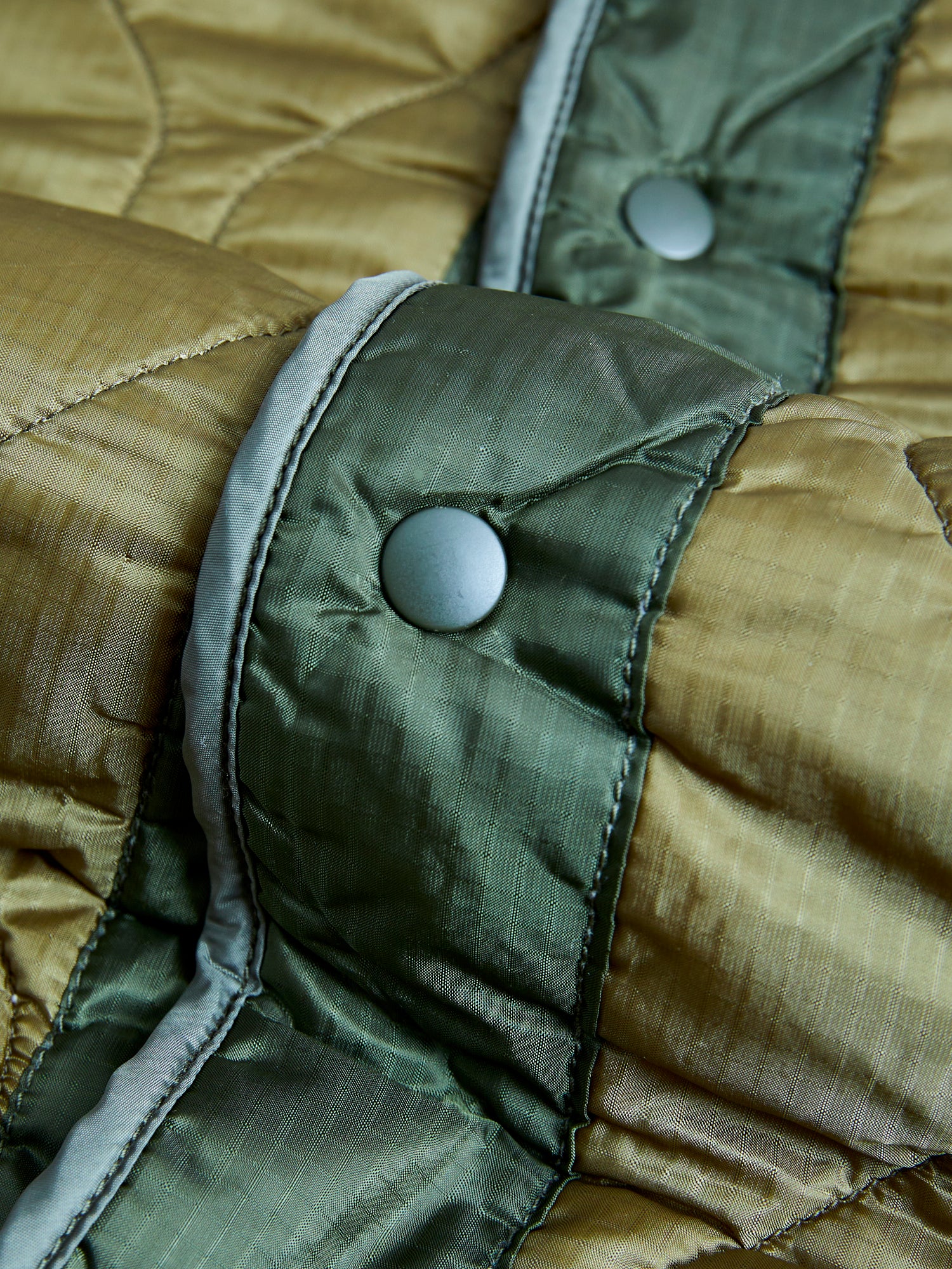 Quilted Boa Liner Jacket in Khaki - Image 4