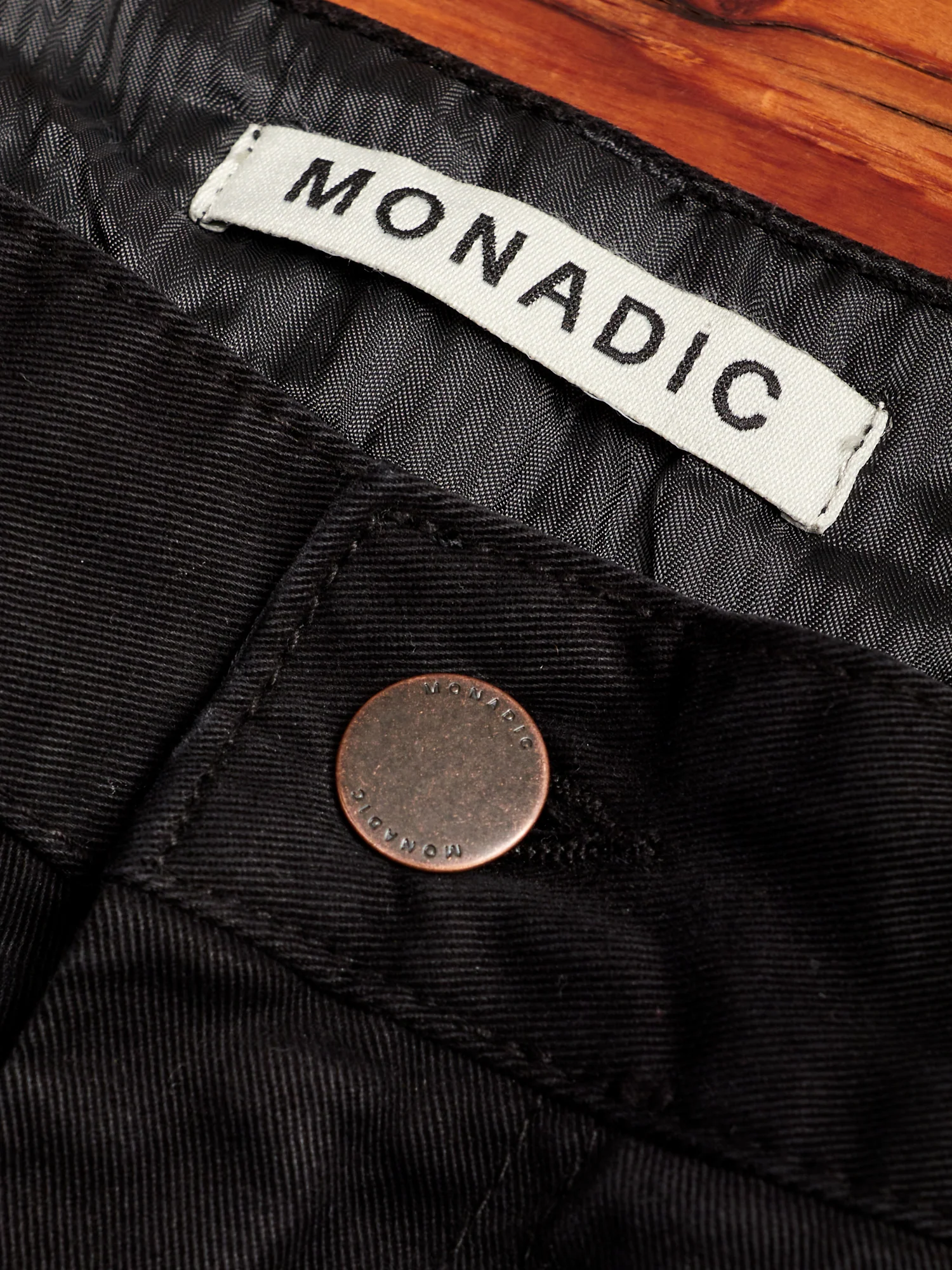 Relaxed Taper Cargo Chino in Black Stonewash - Image 5