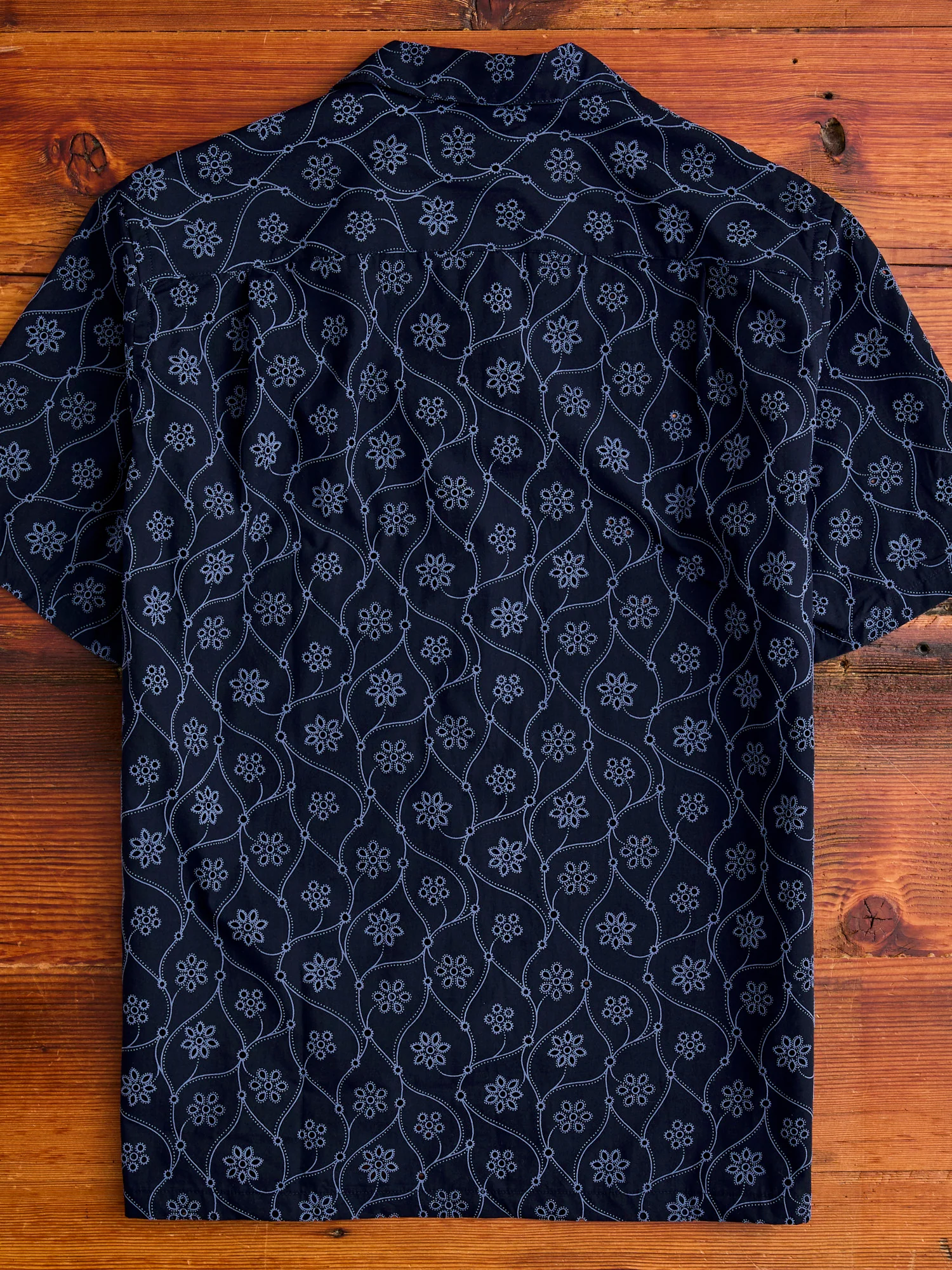 Rendi Button-Up Shirt in Navy - Image 10