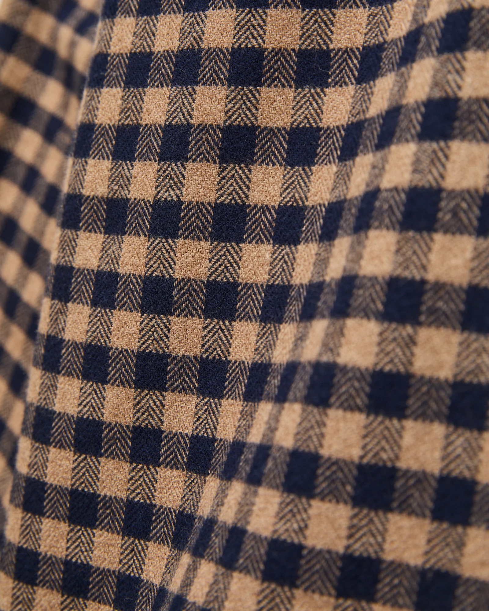 Roca Button-Up Shirt in Brown - Image 2