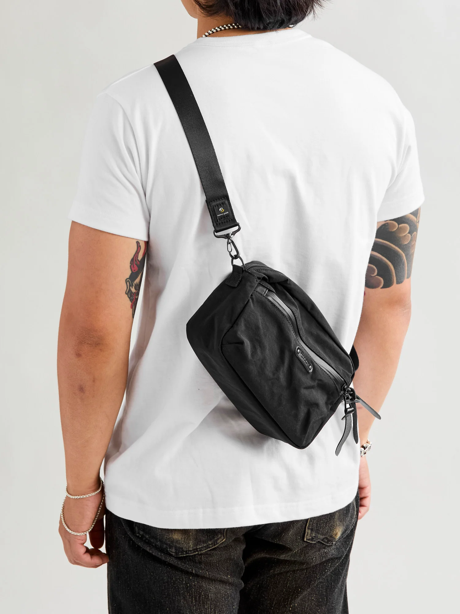 Root Mini Shoulder Bag in Black - Image 2
