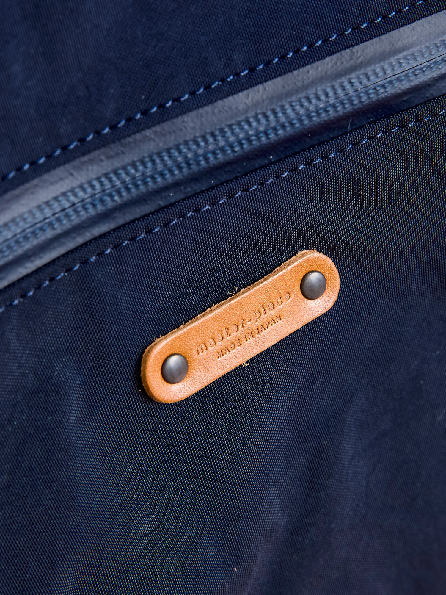 Root Shoulder Tote Bag in Navy - Image 7