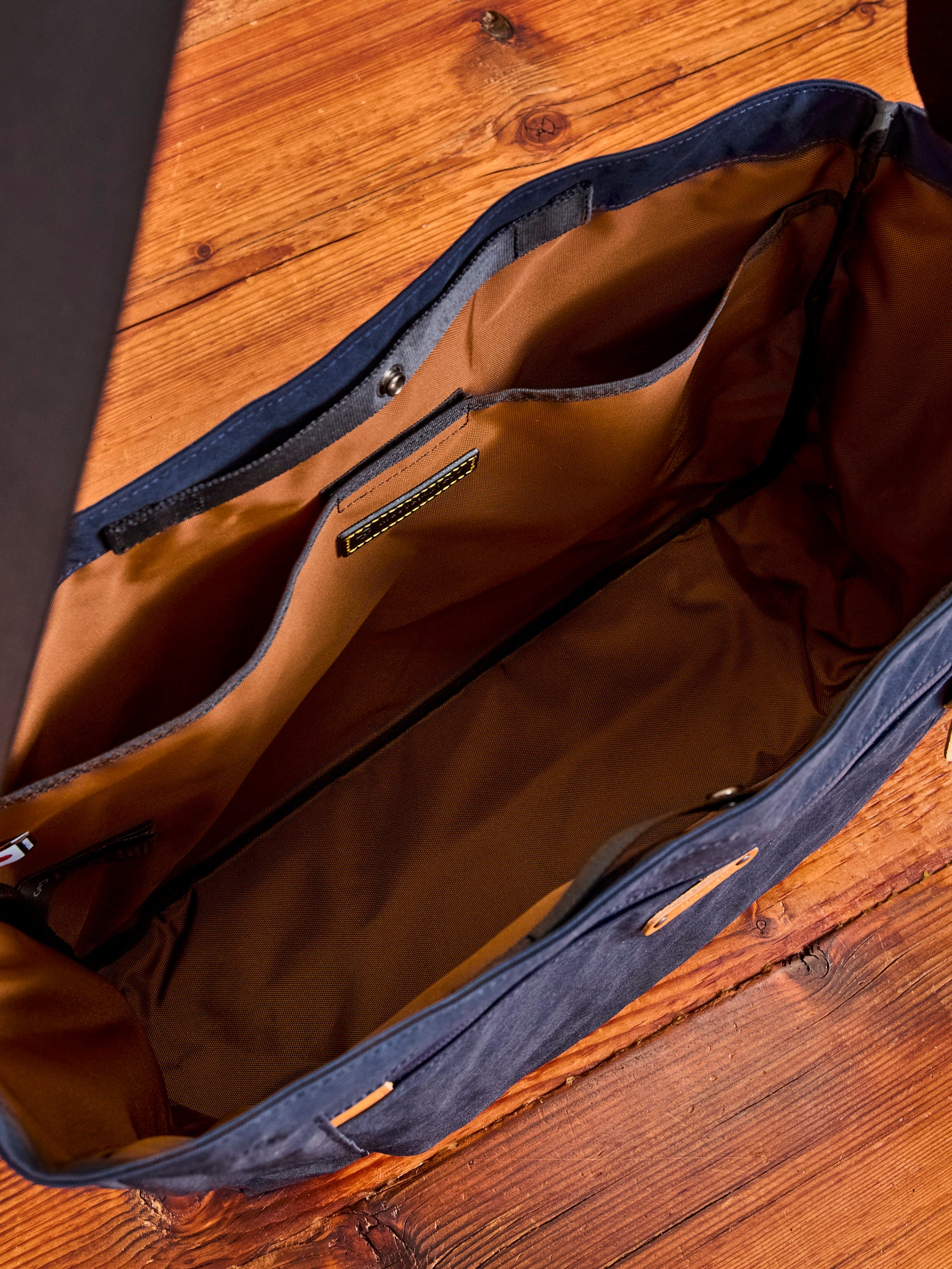 Root Shoulder Tote Bag in Navy - Image 9