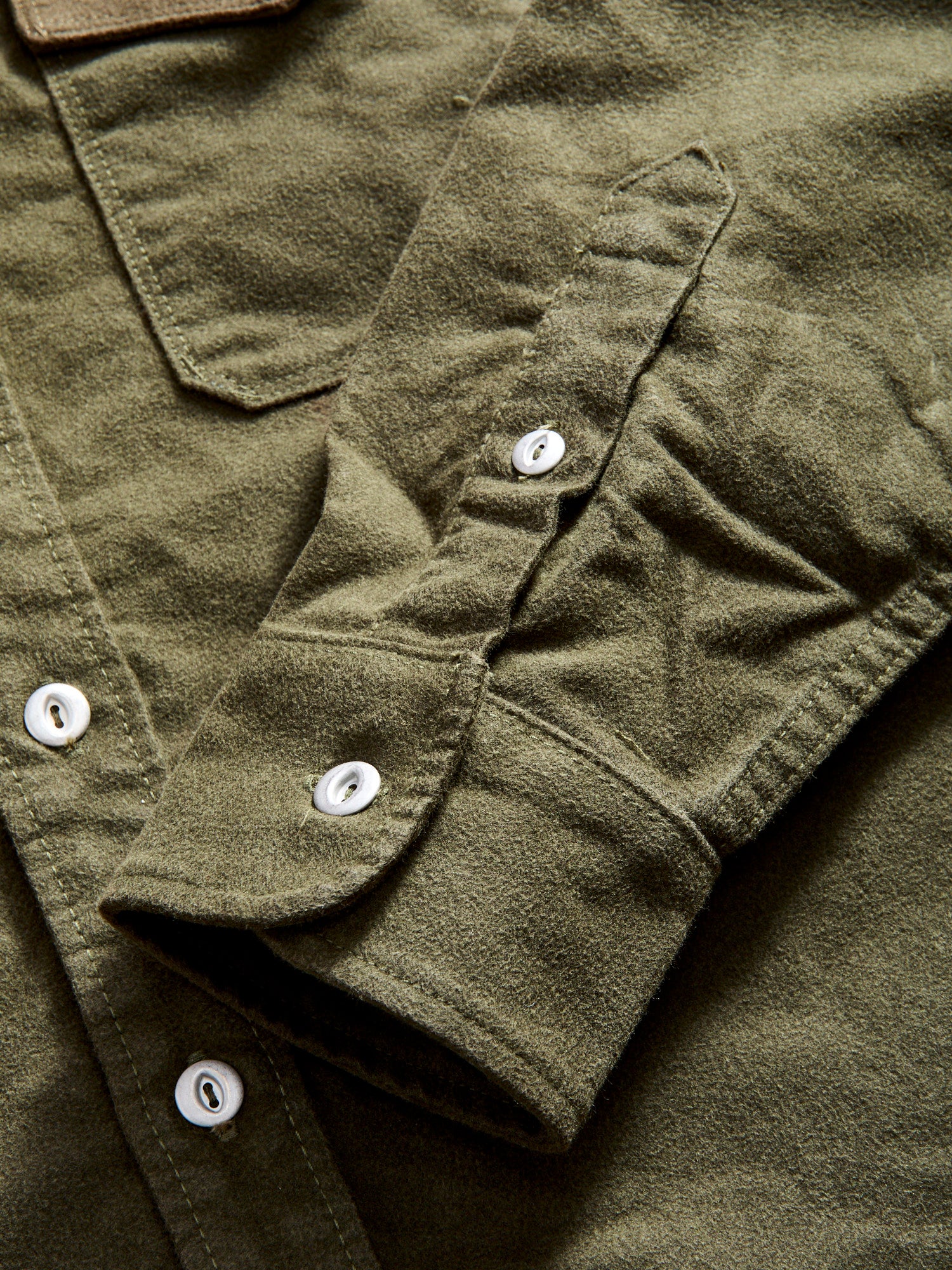 Scout Shirt in Olive Moleskin - Image 6