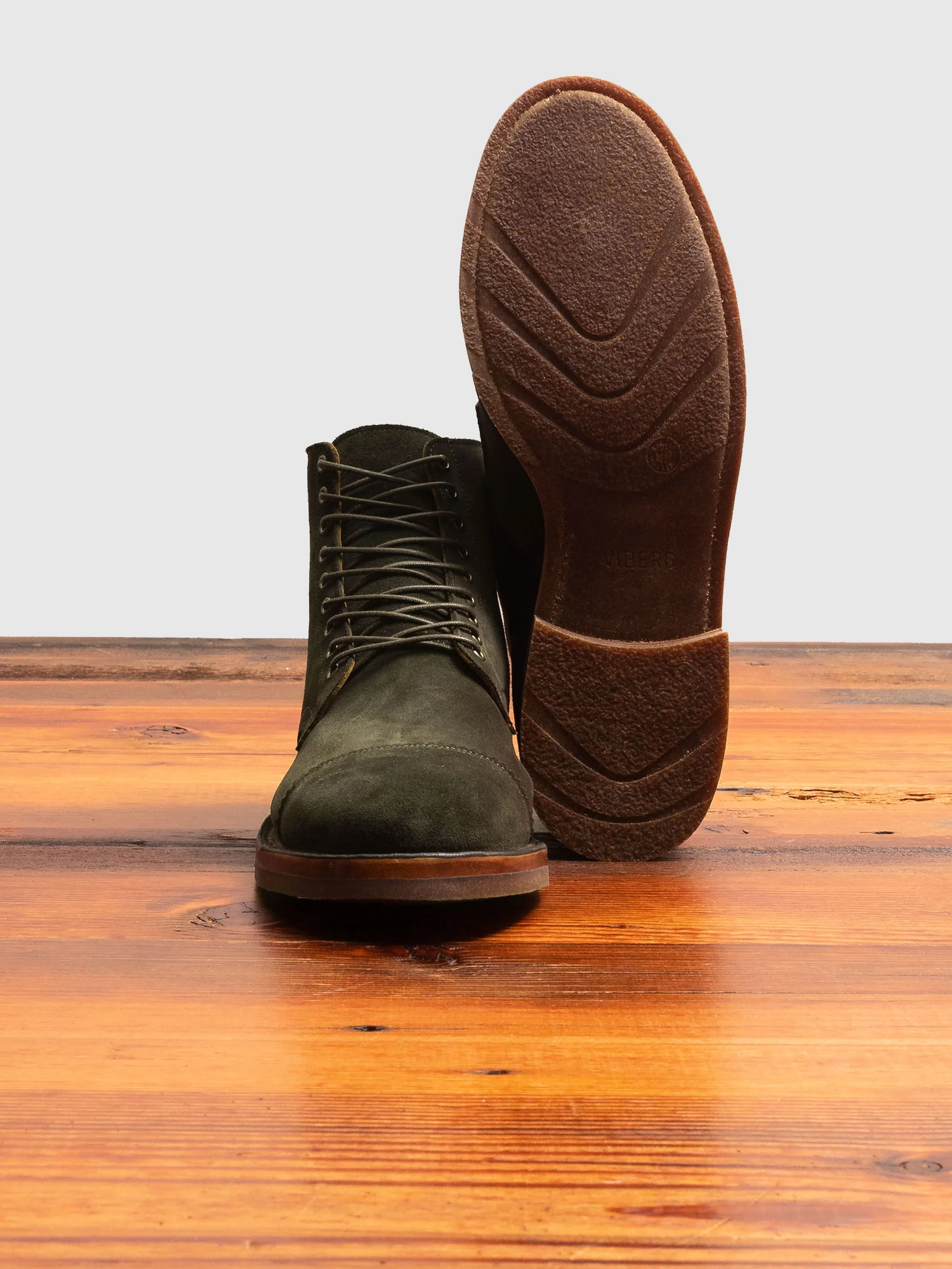 Service Boot 2030 Sawdust in Loden Green Janus Calf Suede - Image 2