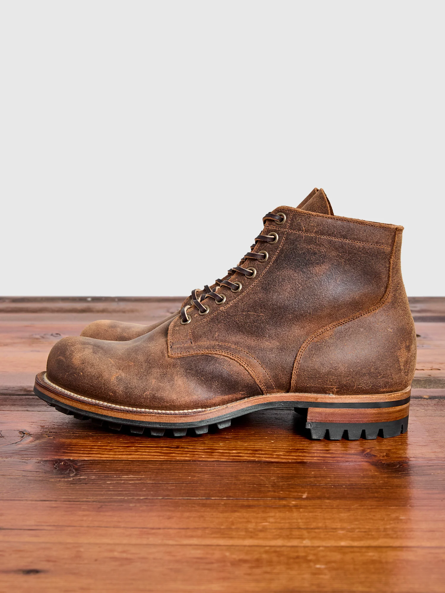 Service Boot 2040 in Rawhide Waxy Commander - Image 3