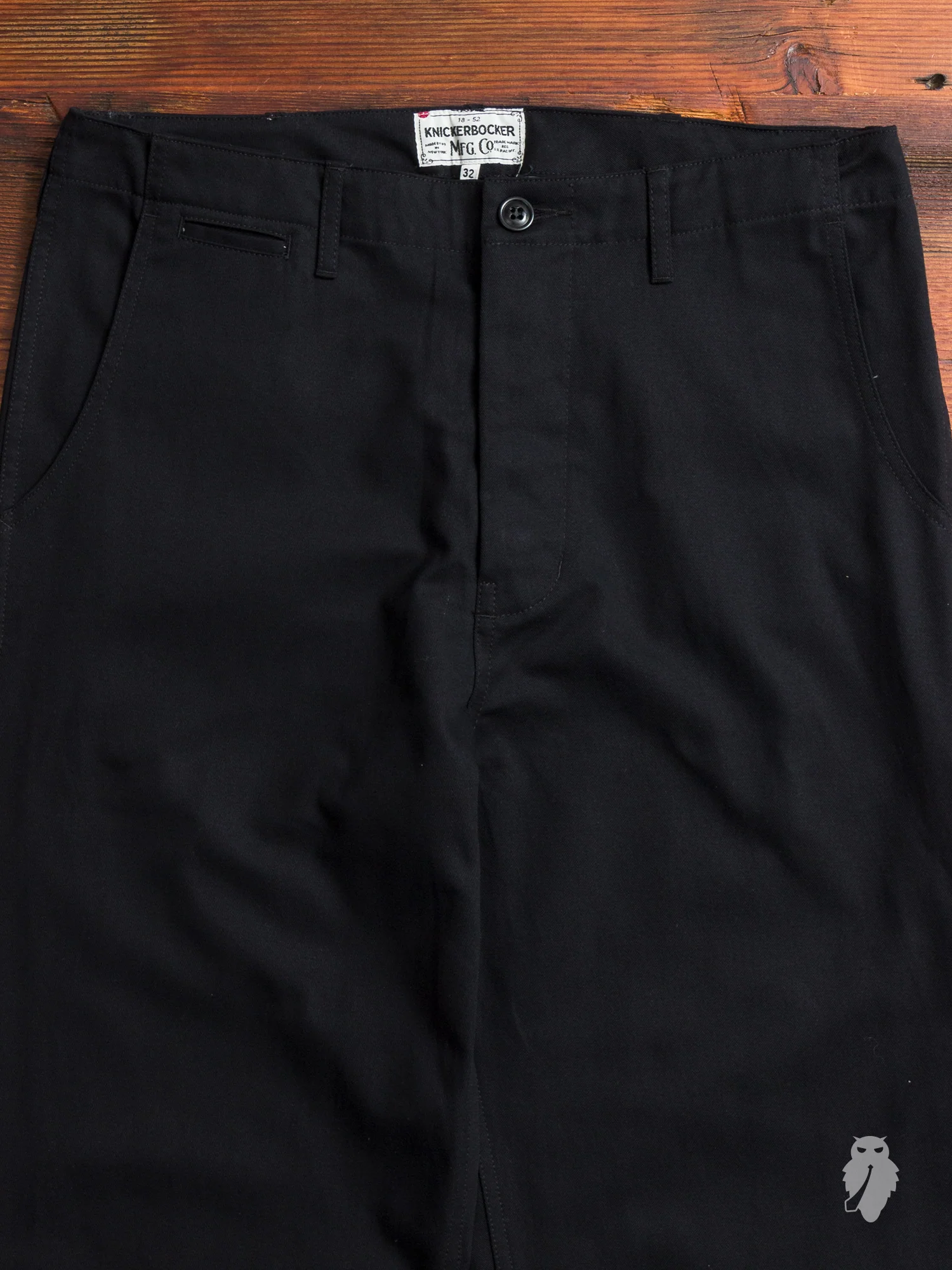 Service Chino in Black - Image 3