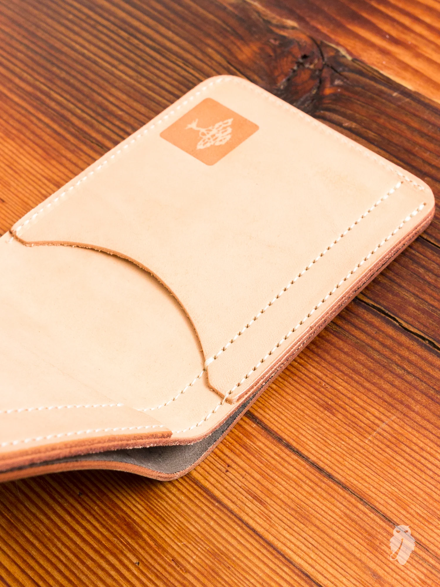 Shell Cordovan Bifold Wallet in Black - Image 2