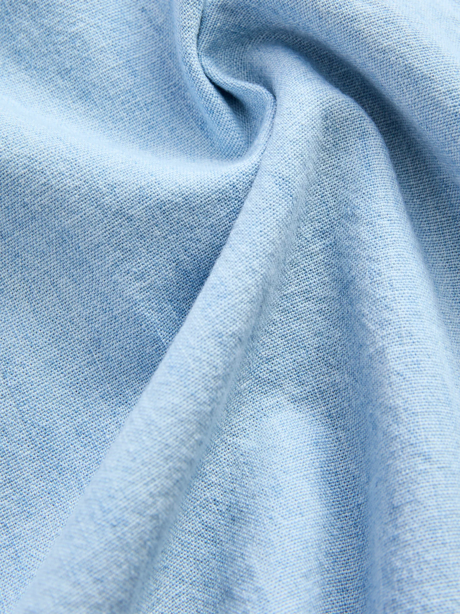 Short Sleeve Work Shirt in Chambray Bleached - Image 9