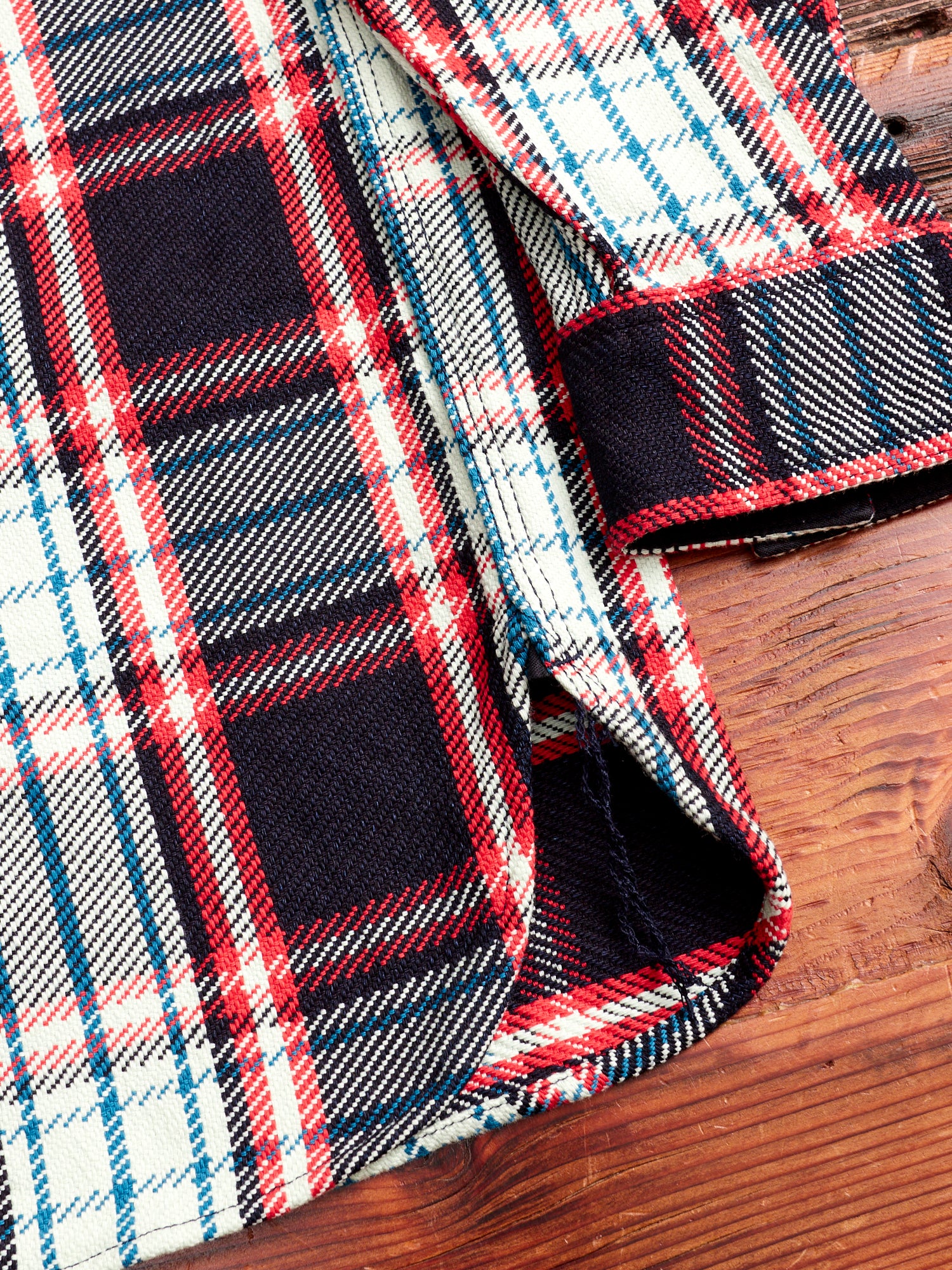 SIN22-01W Rope Dyed Flannel Shirt in Indigo/Red - Image 8