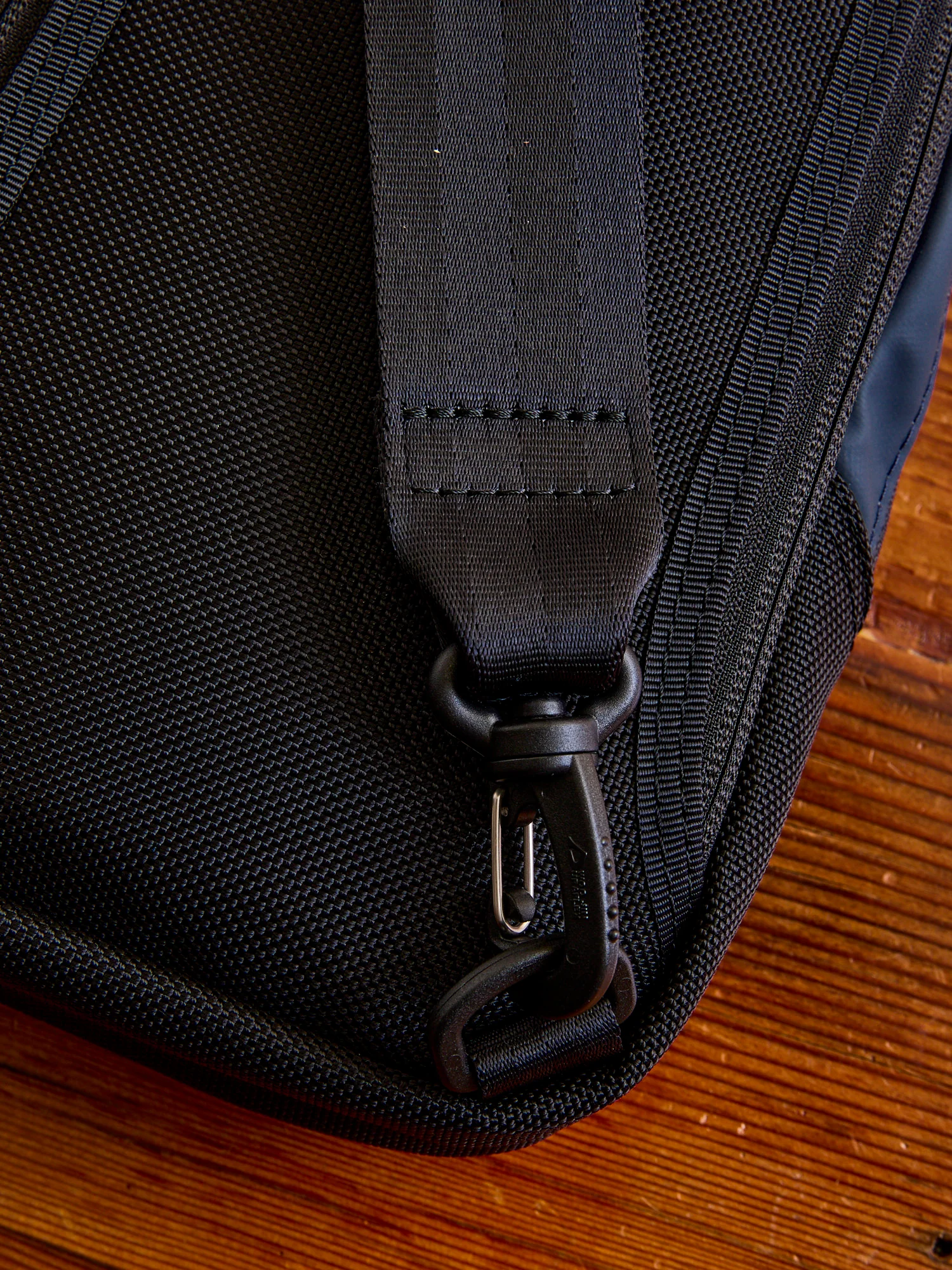 Slick Sling Bag in Navy - Image 11