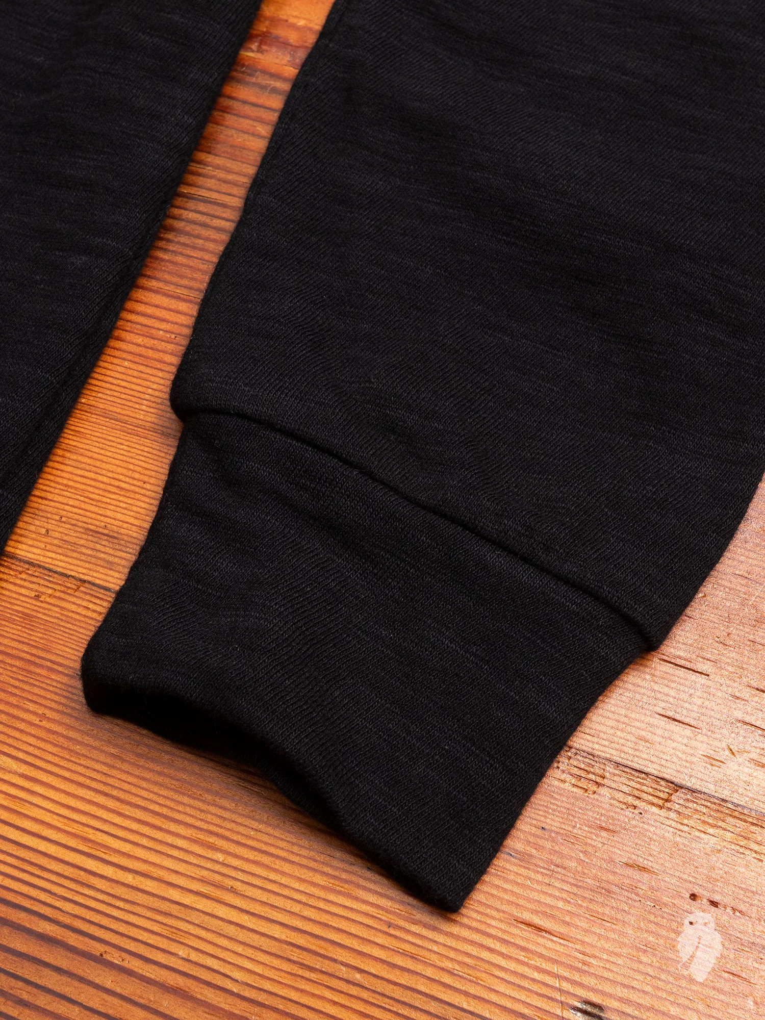 Slub Long Sleeve T-Shirt in Black - Image 4