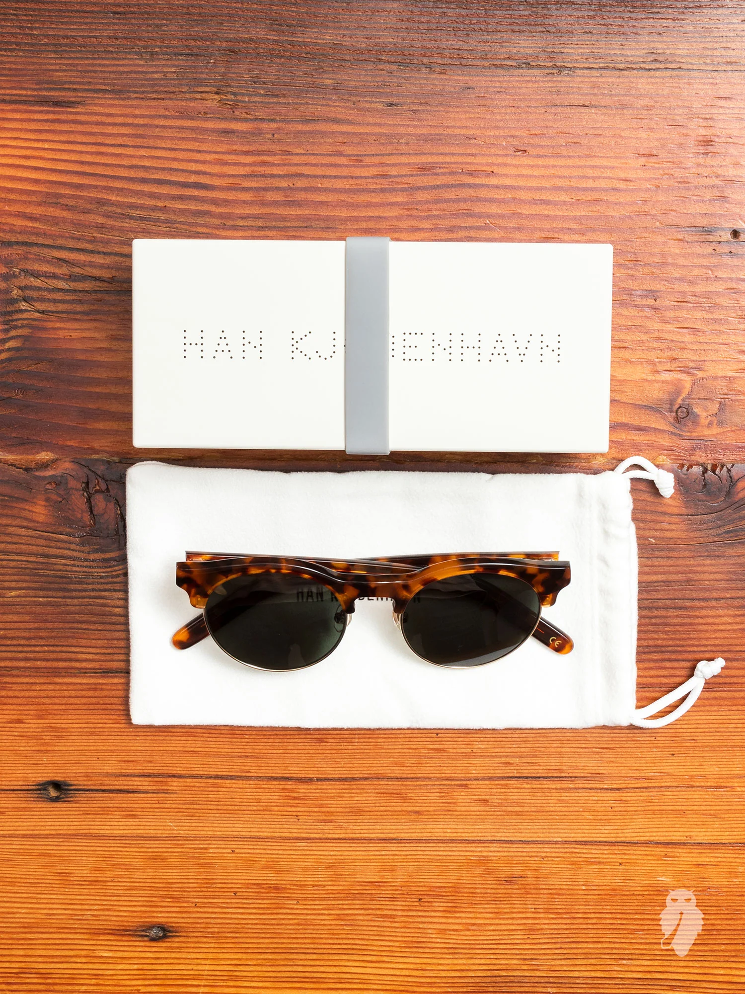 "Smith" Sunglasses in Amber - Image 4